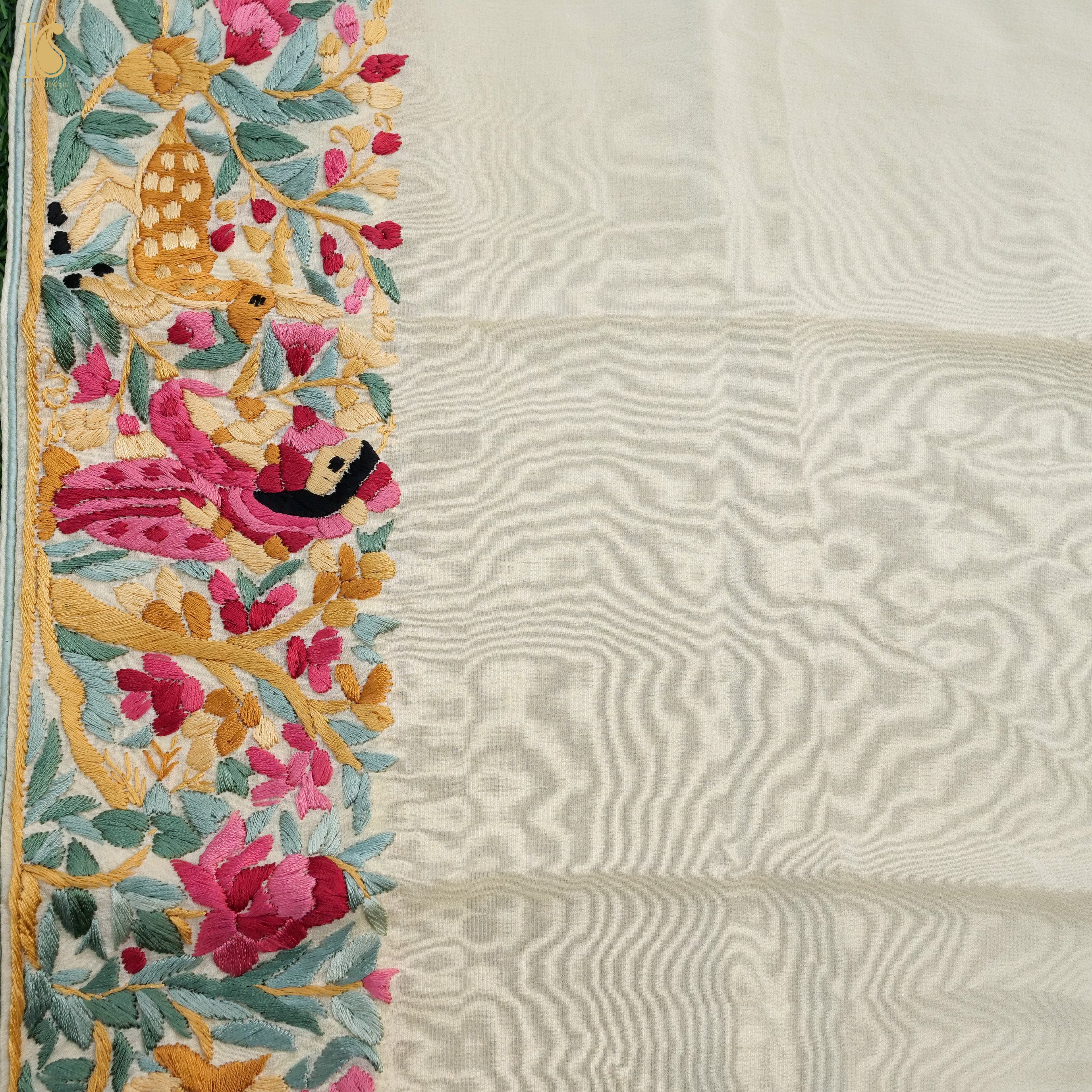 Pearl White Handcrafted Parsi Gara Pure Crepe Jaal Saree - Khinkhwab