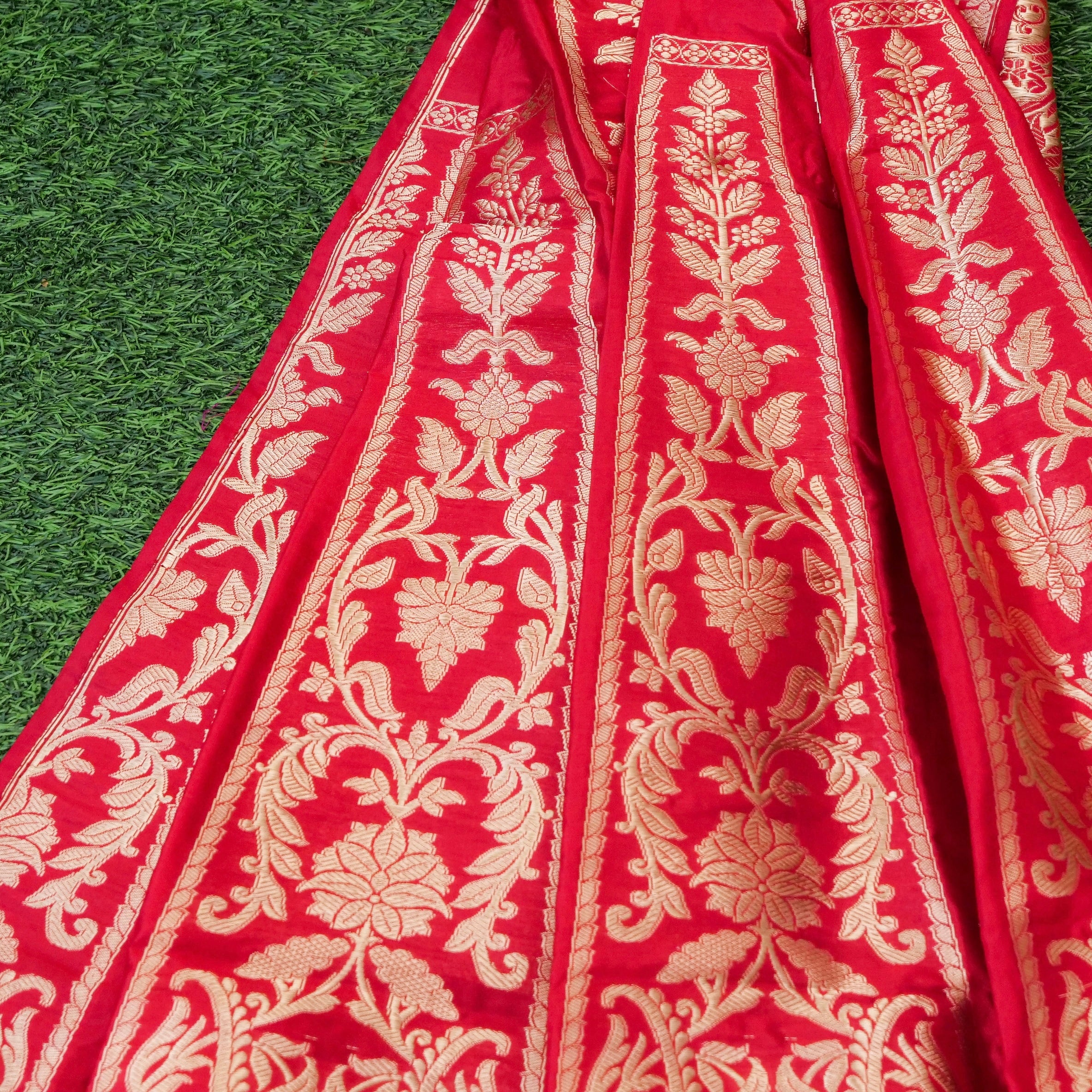 Red Pure Katan Silk Handloom Banarasi Kalidar Lehenga - Khinkhwab
