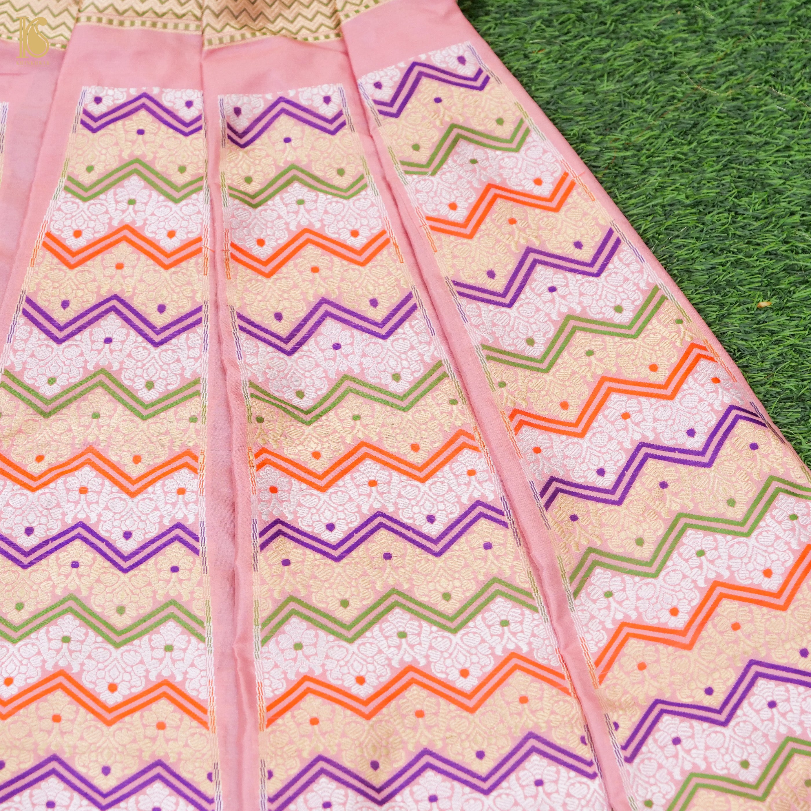 Blossom Pink Pure Katan Silk Handloom Banarasi Kalidar Chevron Lehenga - Khinkhwab