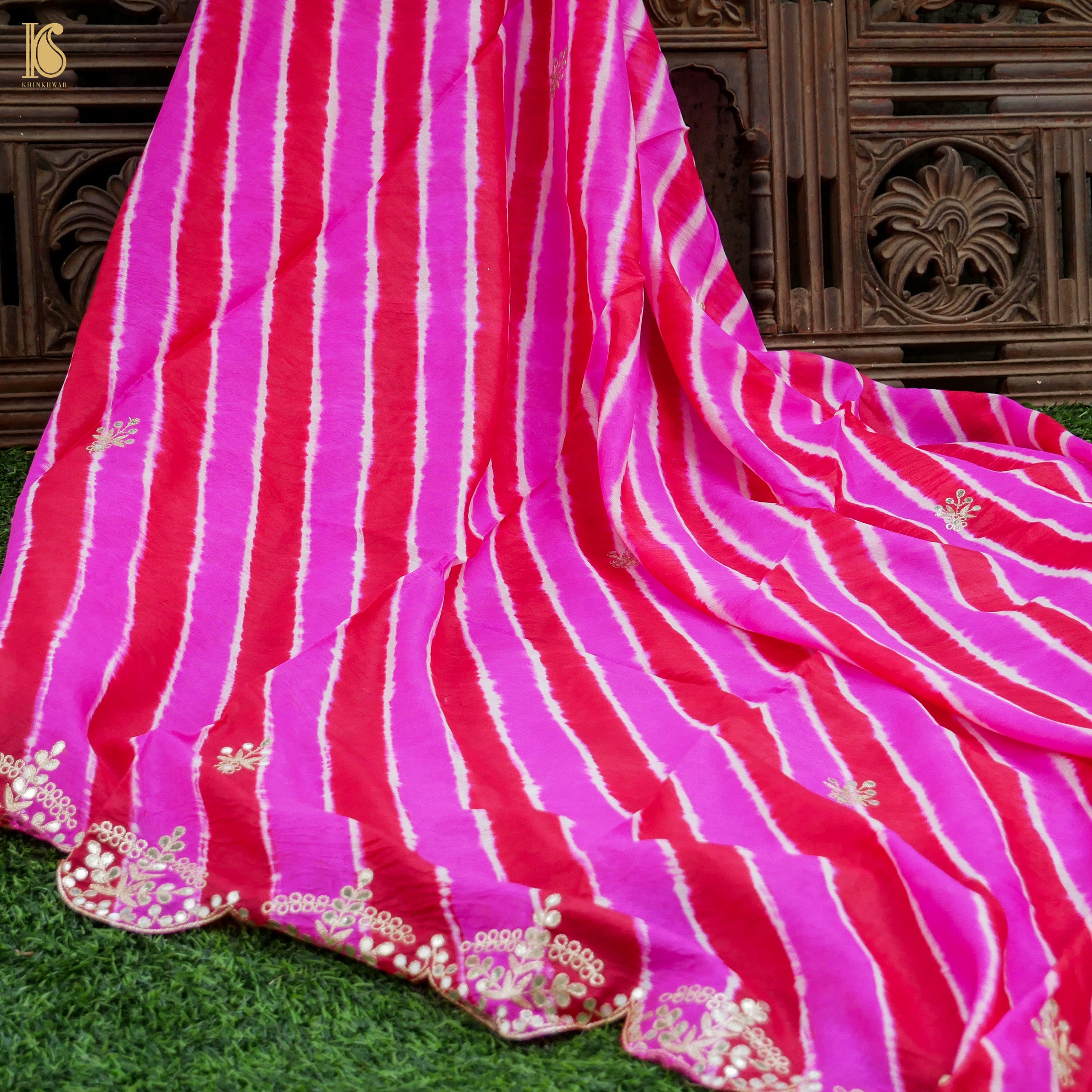 Pink Leheriya Pure Tussar Silk Scalloped Border Gotta Patti Dupatta - Khinkhwab