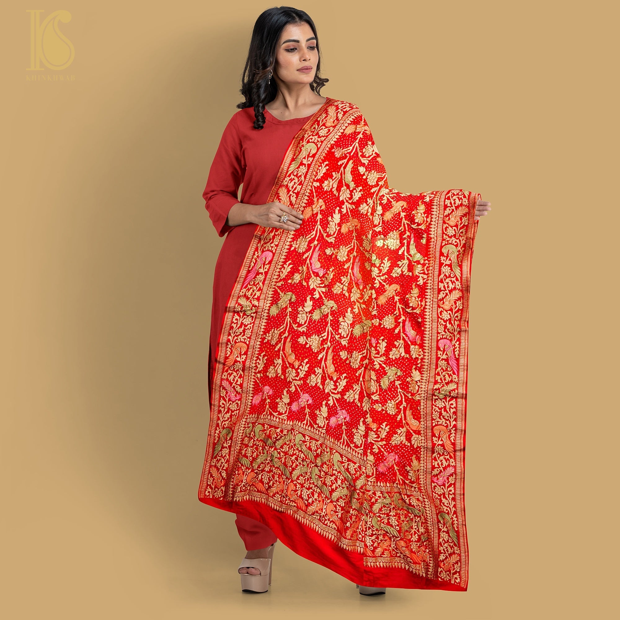 Red Georgette Handloom Bandhani Banarasi Birds of Paradise Dupatta - Khinkhwab