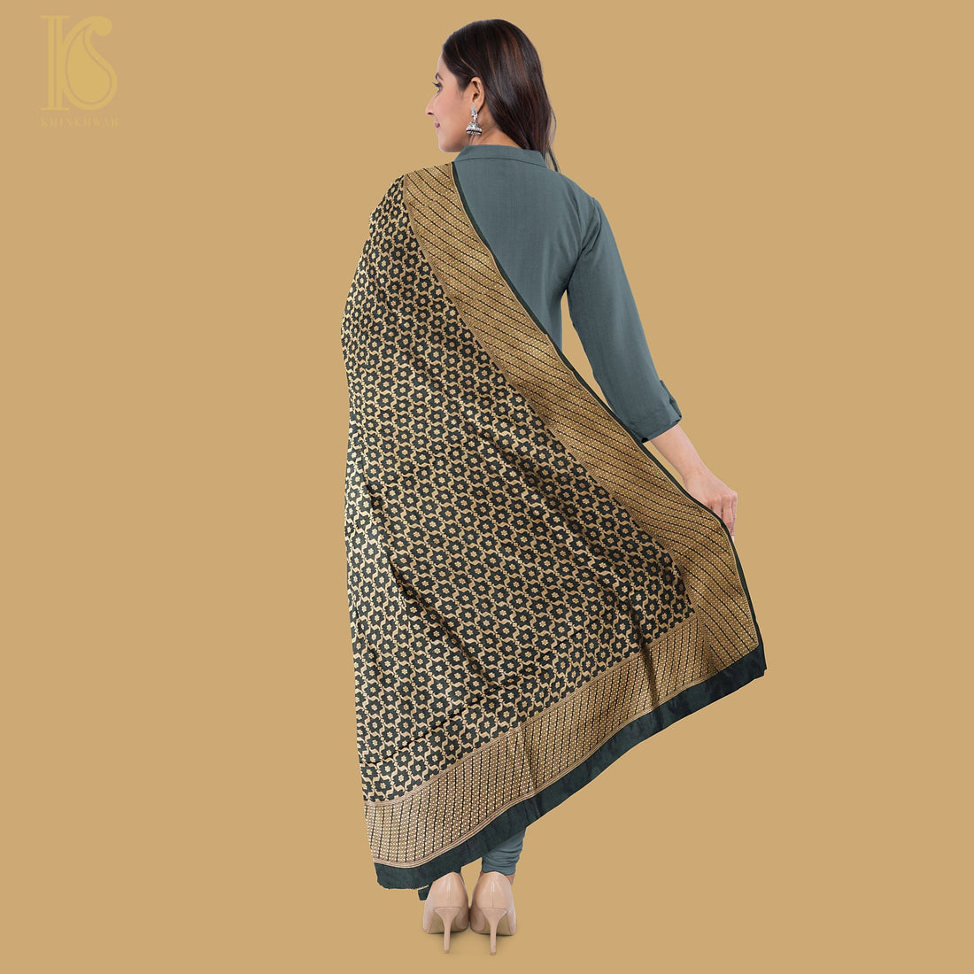 Black Pure Katan Silk Handloom Banarasi Dupatta - Khinkhwab