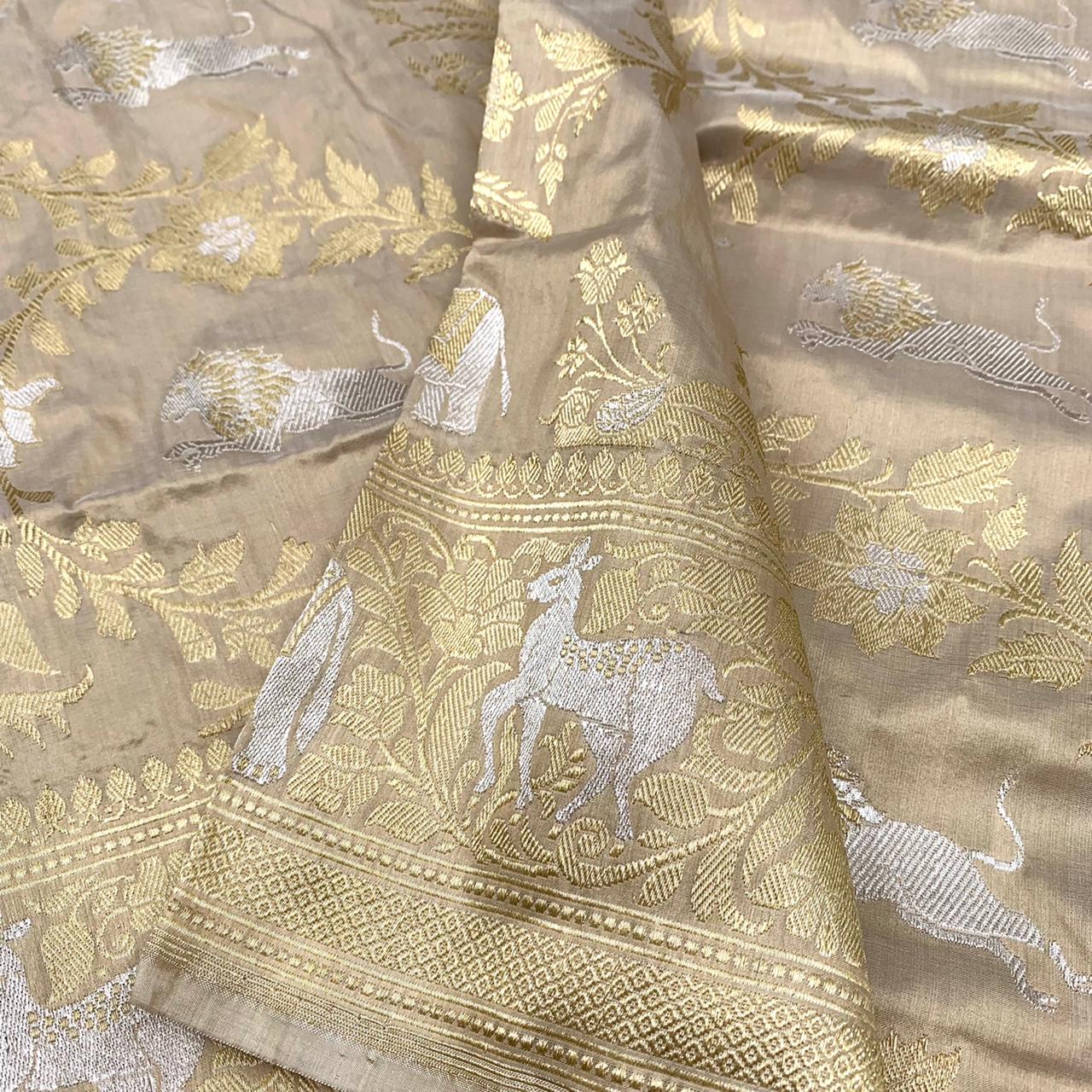 Handloom Banarasi Katan Silk Off White Shikargah Saree - Khinkhwab