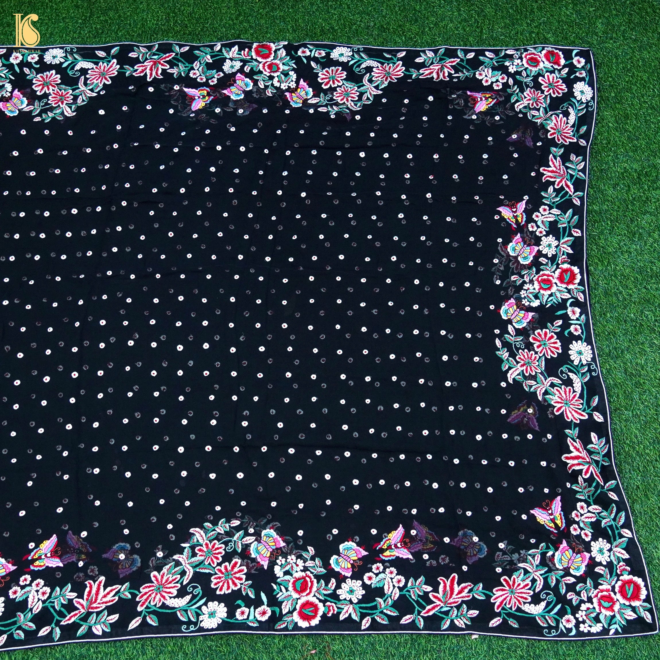 Black Handcrafted Parsi Gara Pure Georgette Dupatta - Khinkhwab