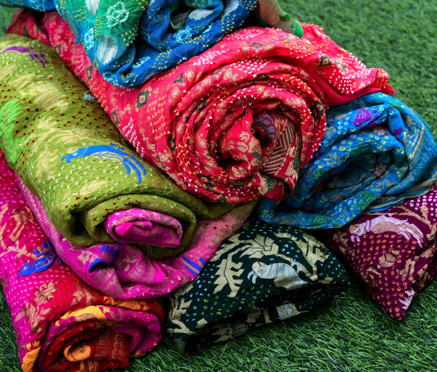 Bandhani: The Tie-and-Dye Art of a Thousand Knots