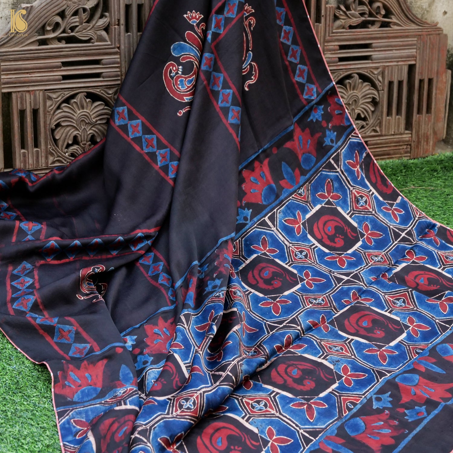 Ajrakh: The Block-Print That Reads the Same on Both Sides