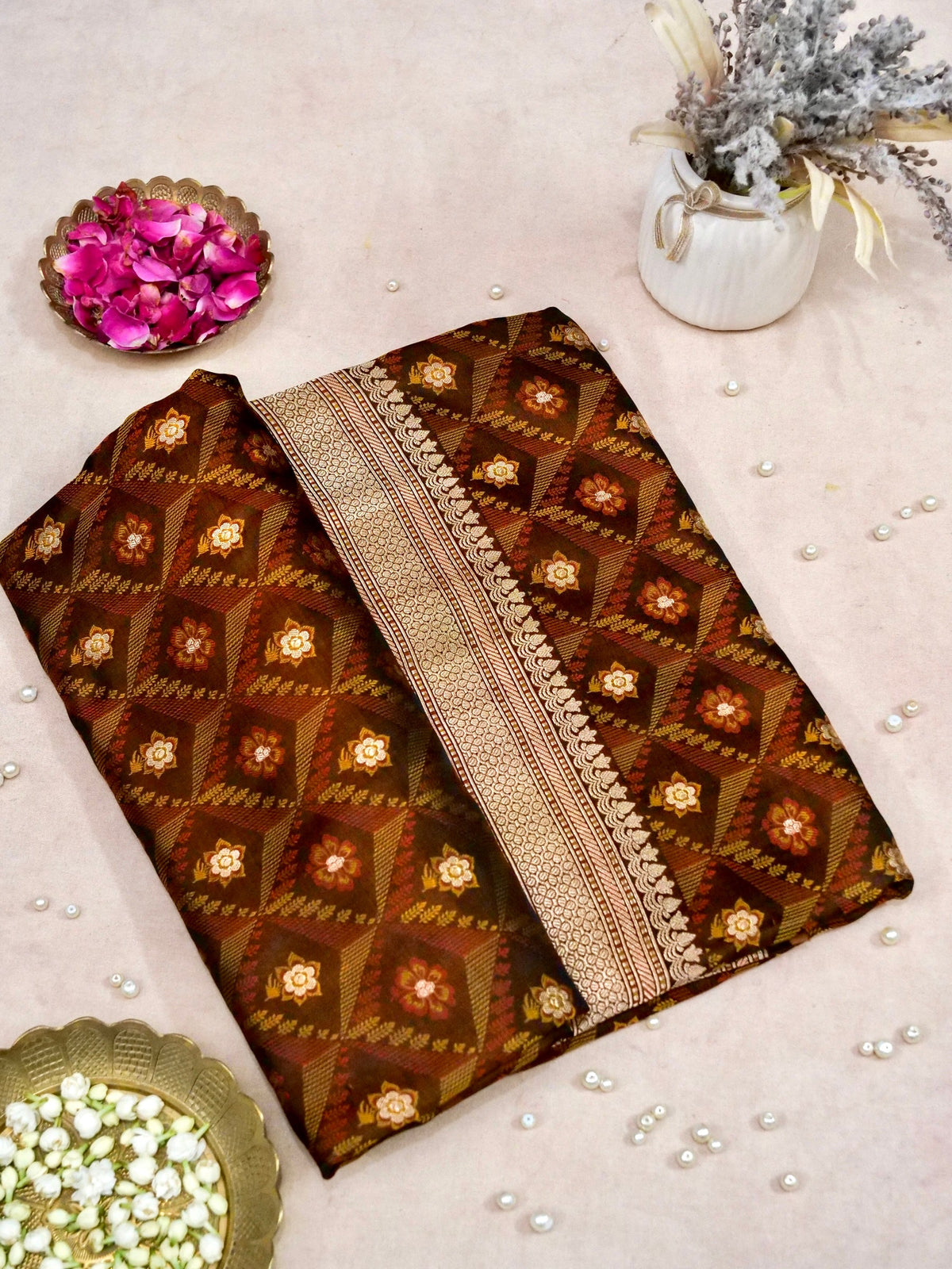 Katan Silk Meenakari Tanchoi Banarasi Saree in Chocolate Brown — Khinkhwab