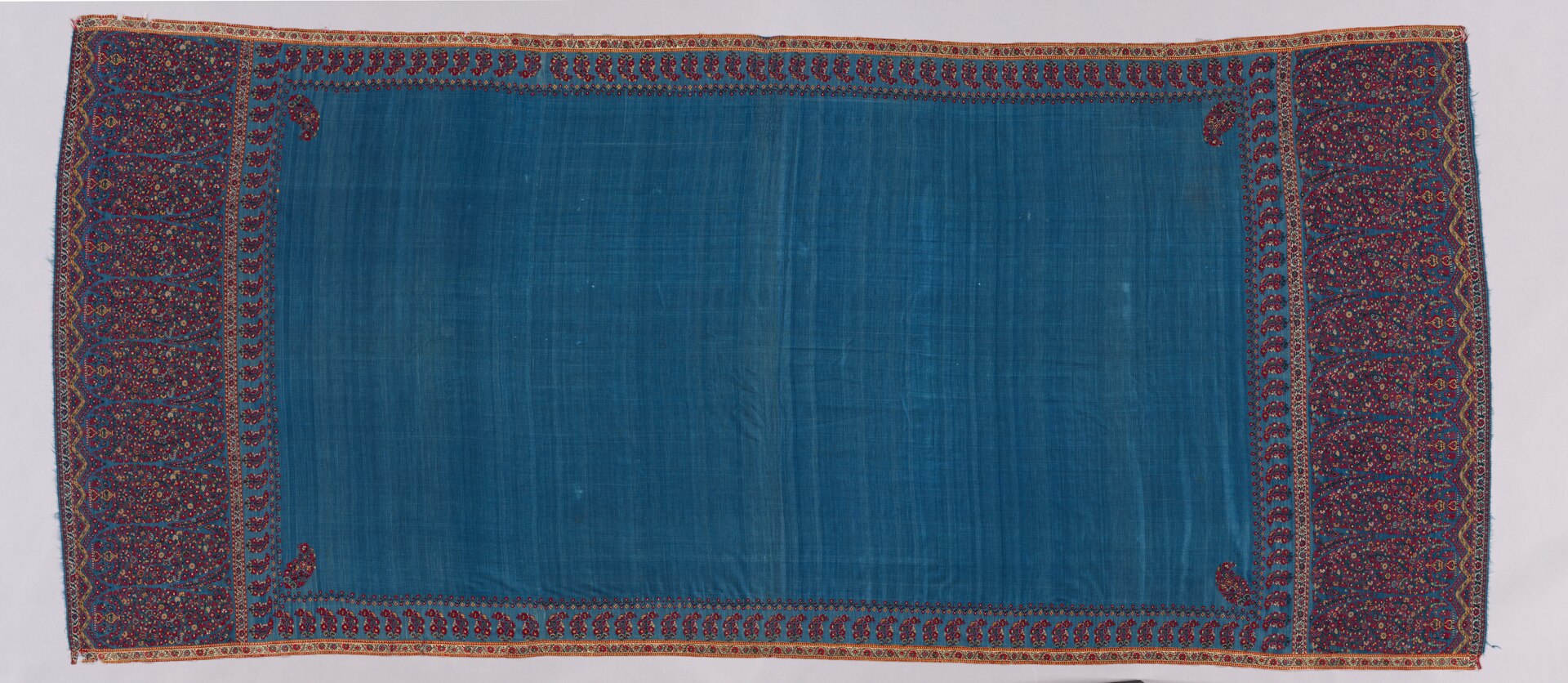 Kashmir shawl with boteh motifs, 19th century — Cleveland Museum of Art