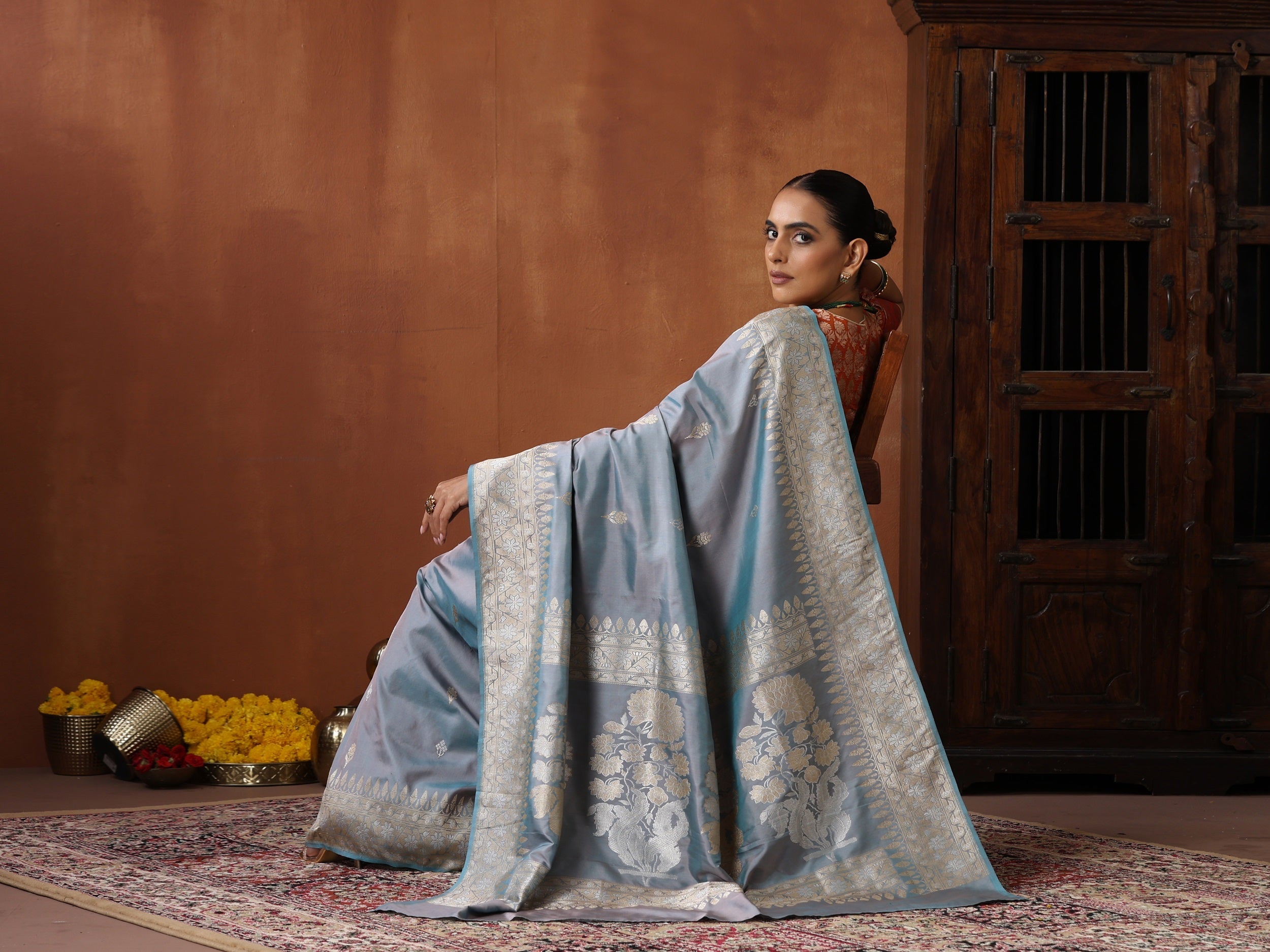 Handloom Banarasi Saree Sale