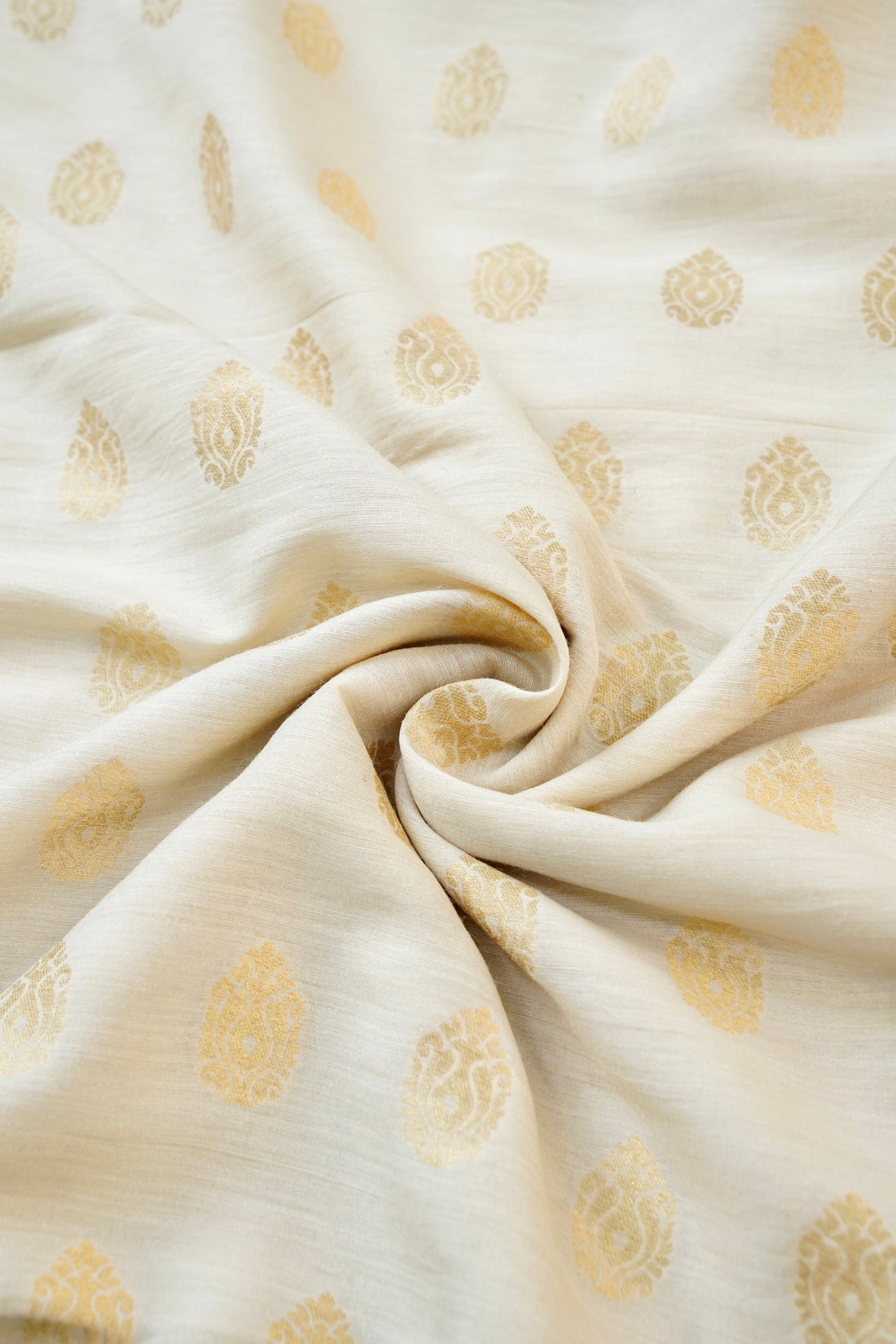 Moonga Silk Handloom Banarasi Dyeable Fabric