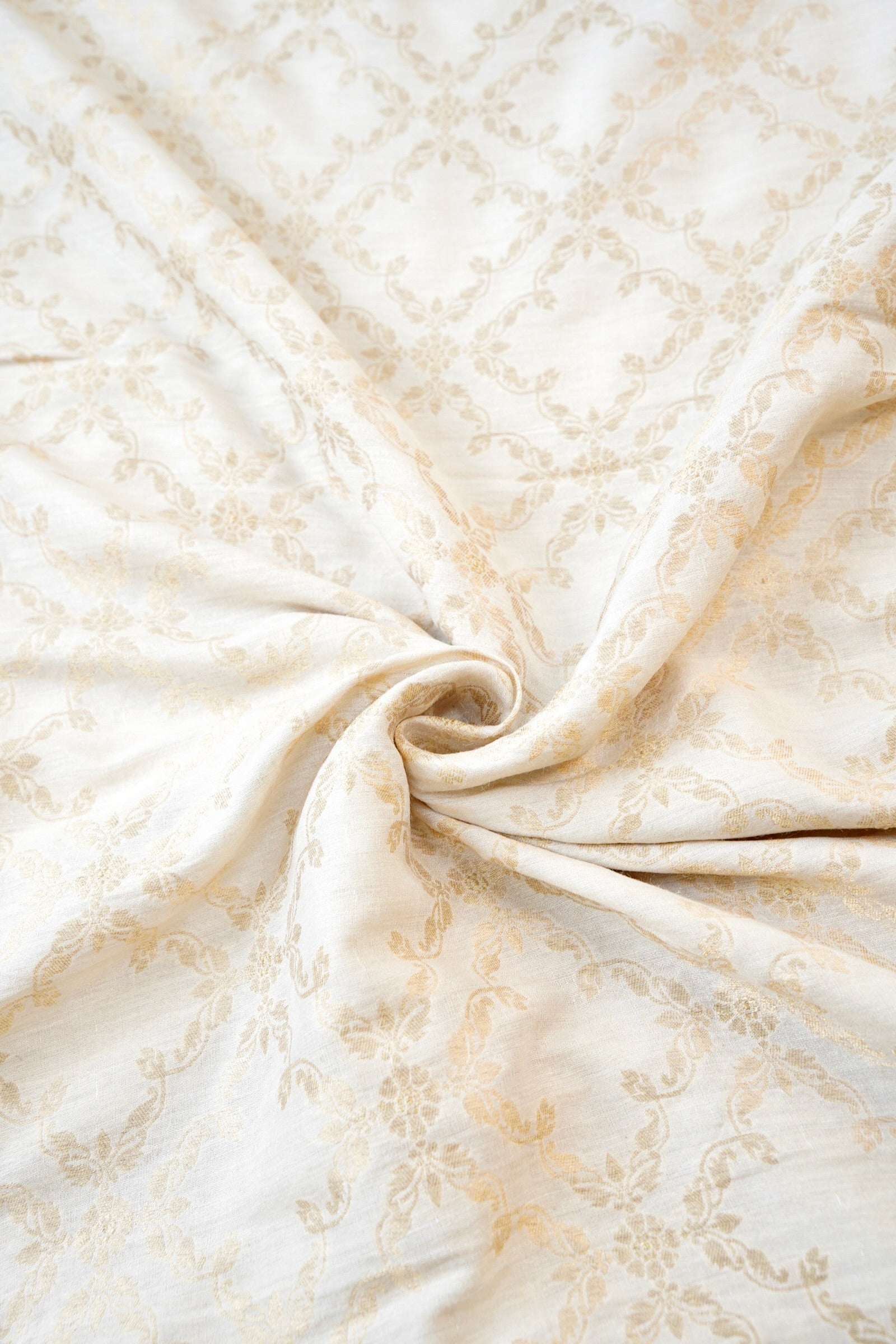 Moonga Silk Handloom Banarasi Dyeable Fabric