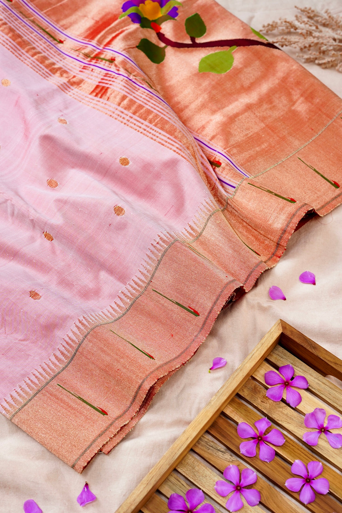 Pure Silk Handwoven Paithani Saree with Muniya Border