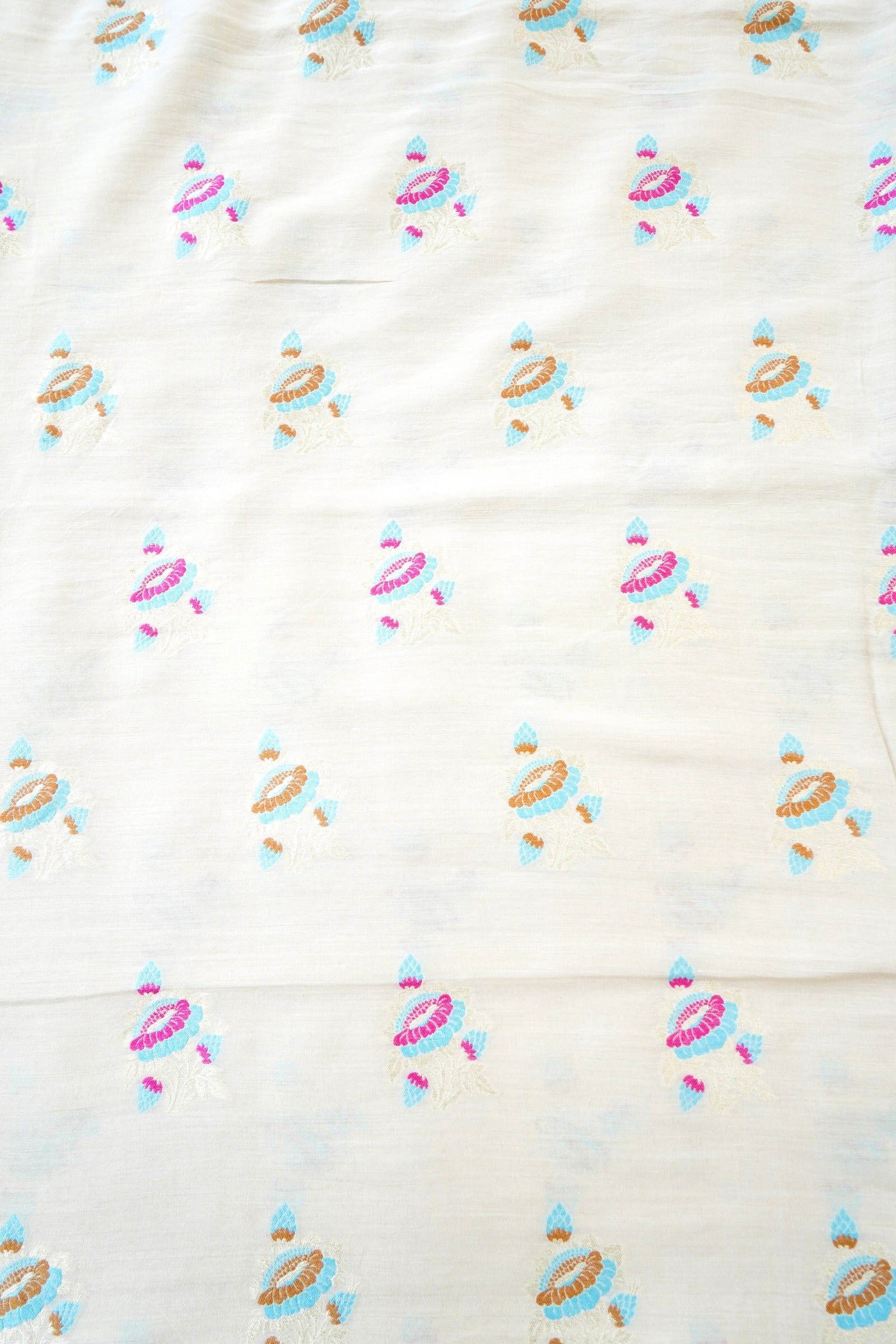 Moonga Silk Handloom Banarasi Dyeable Fabric