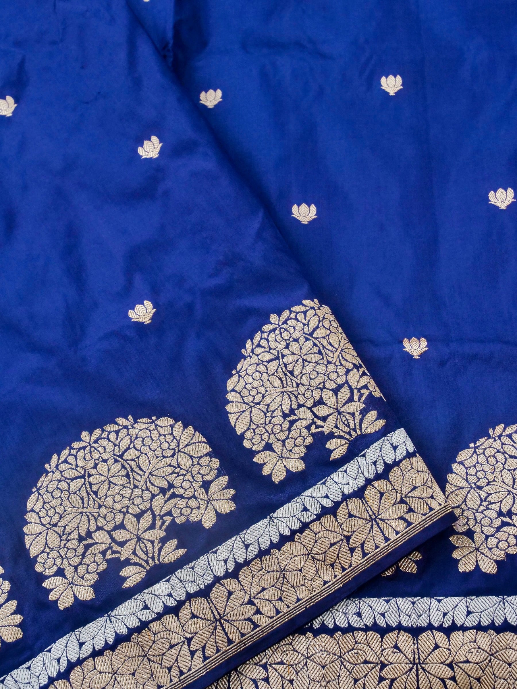 Handloom Banarasi Katan Silk Kadwa Saree in Royal Blue