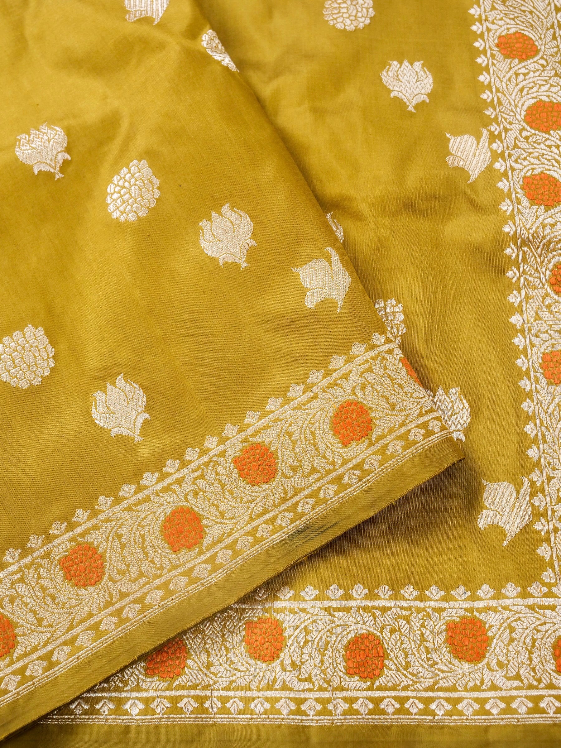 Handloom Banarasi Katan Kadwa Saree in Mustard Yellow