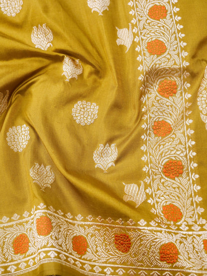 Handloom Banarasi Katan Kadwa Saree in Mustard Yellow
