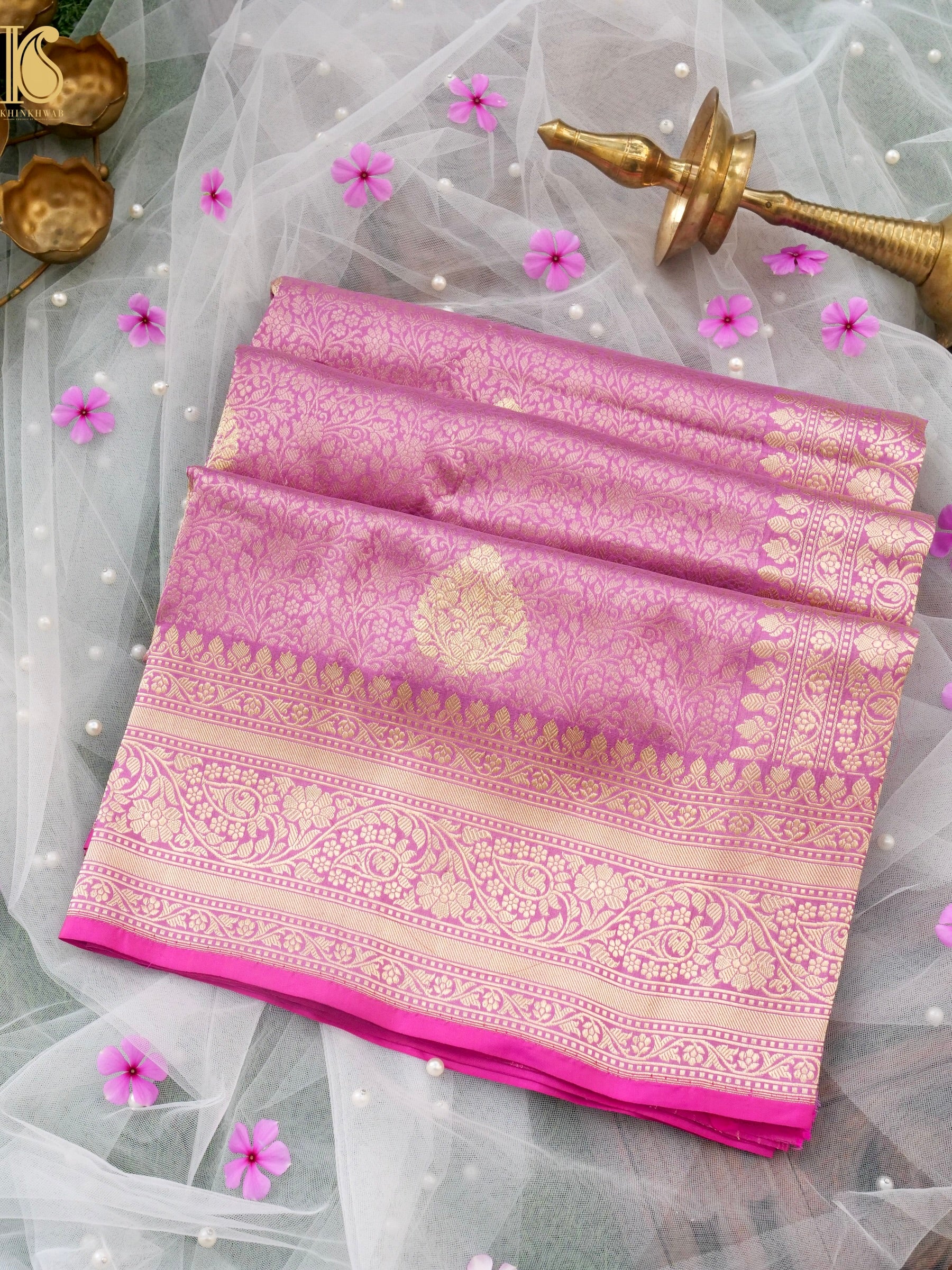 Handloom Banarasi Katan Silk Zari Tanchoi Saree with Kadwa Boota