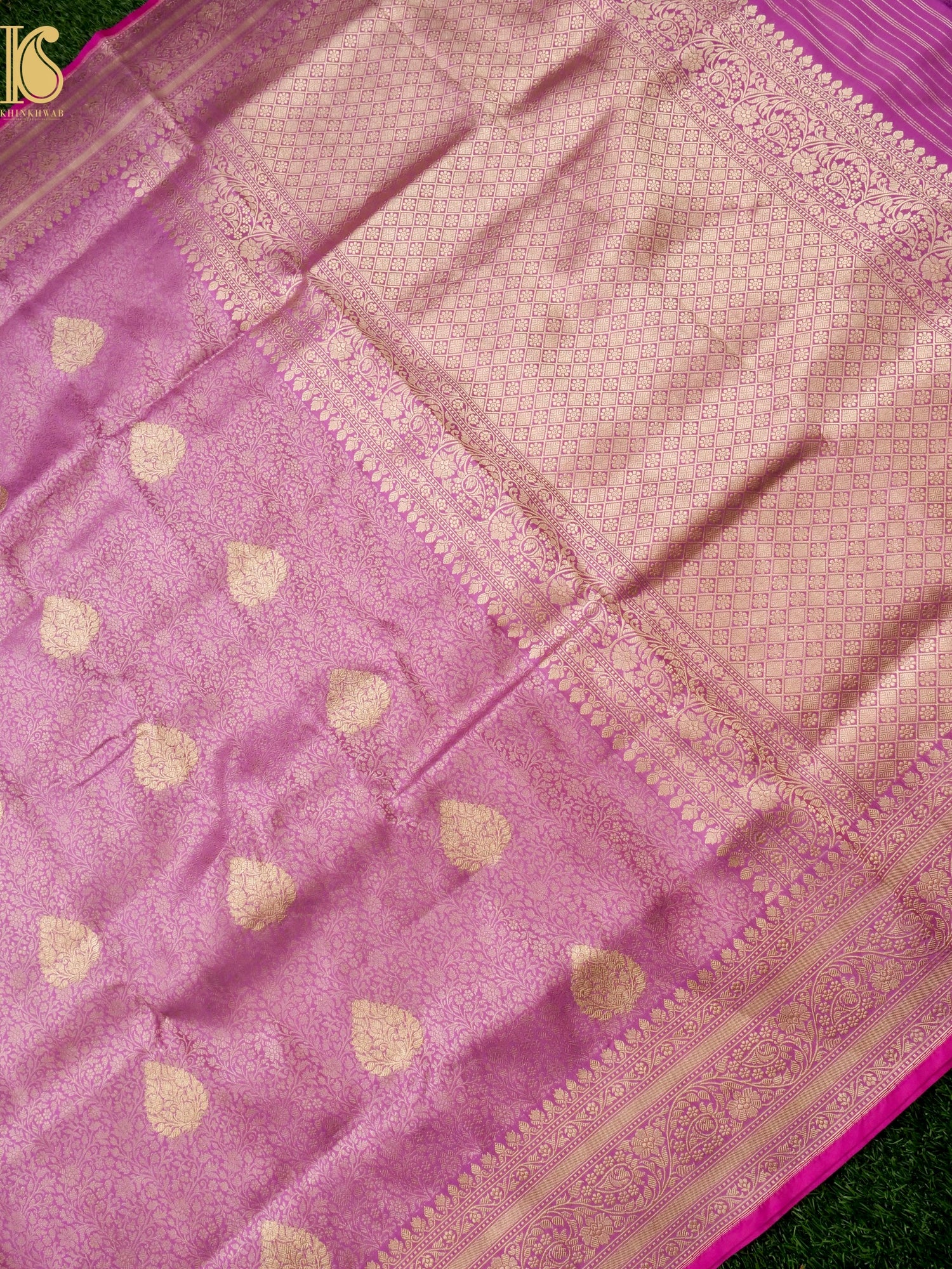 Handloom Banarasi Katan Silk Zari Tanchoi Saree with Kadwa Boota
