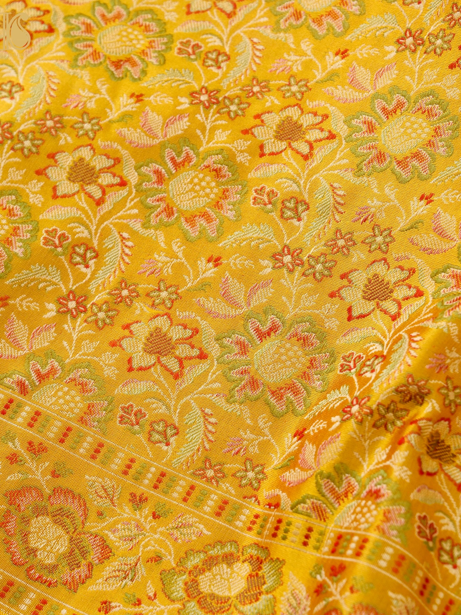 Handloom Banarasi Silk Resham Tanchoi Saree