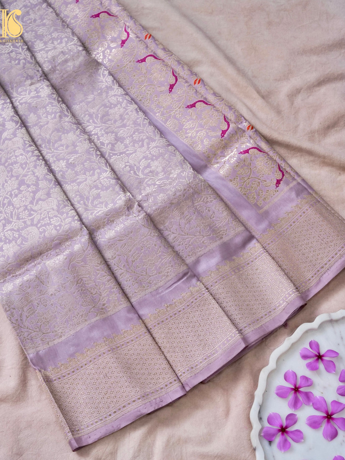 Handloom Banarasi Katan Silk Kadwa Zari Vasket Shikargah Saree