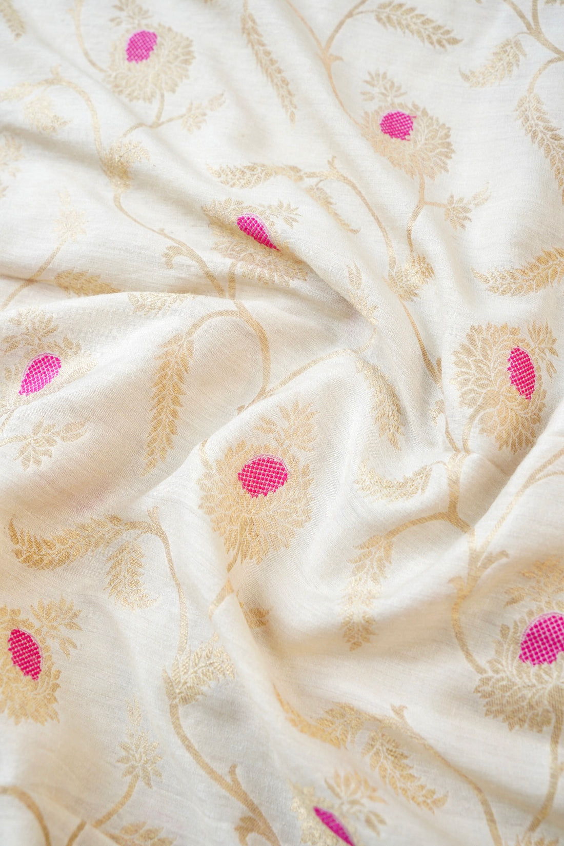 Moonga Silk Handloom Banarasi Dyeable Fabric