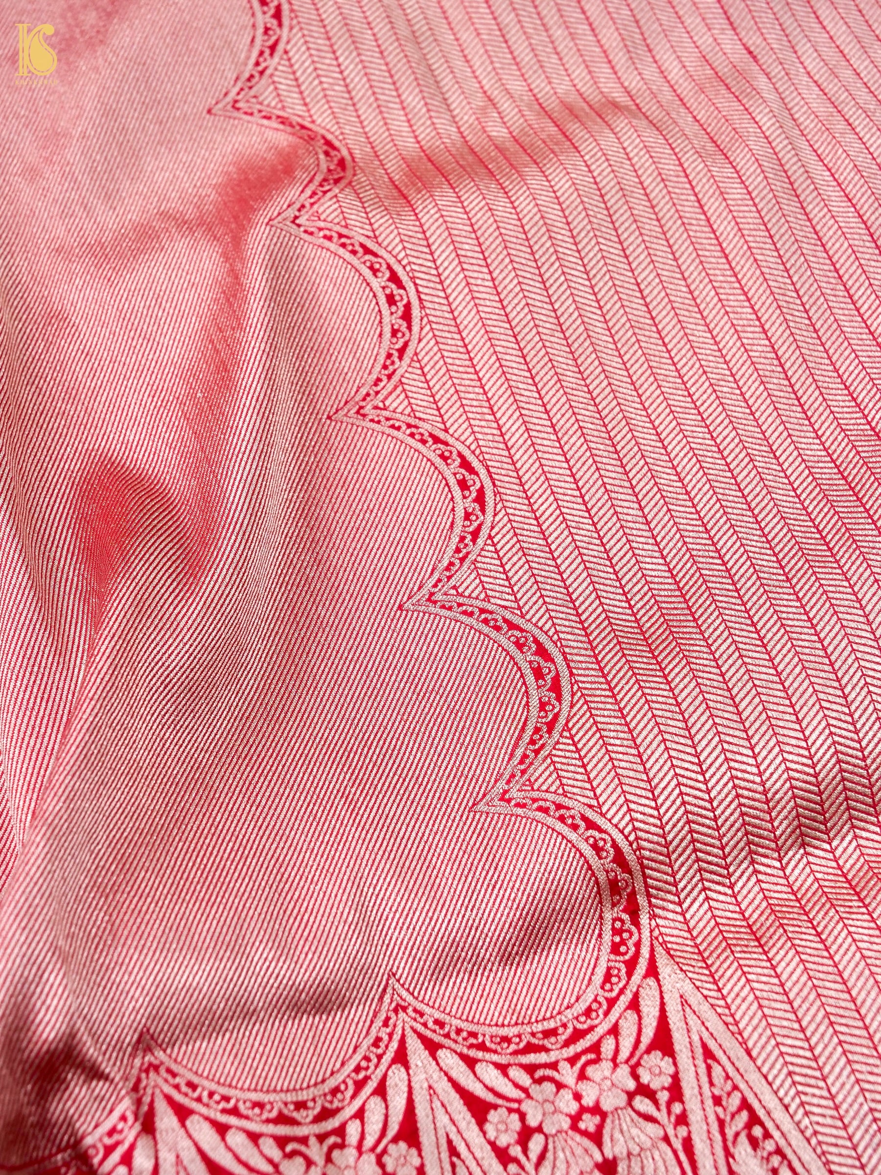 Handloom Banarasi Silk Scalloped Border Saree in Blush Pink | Kangura