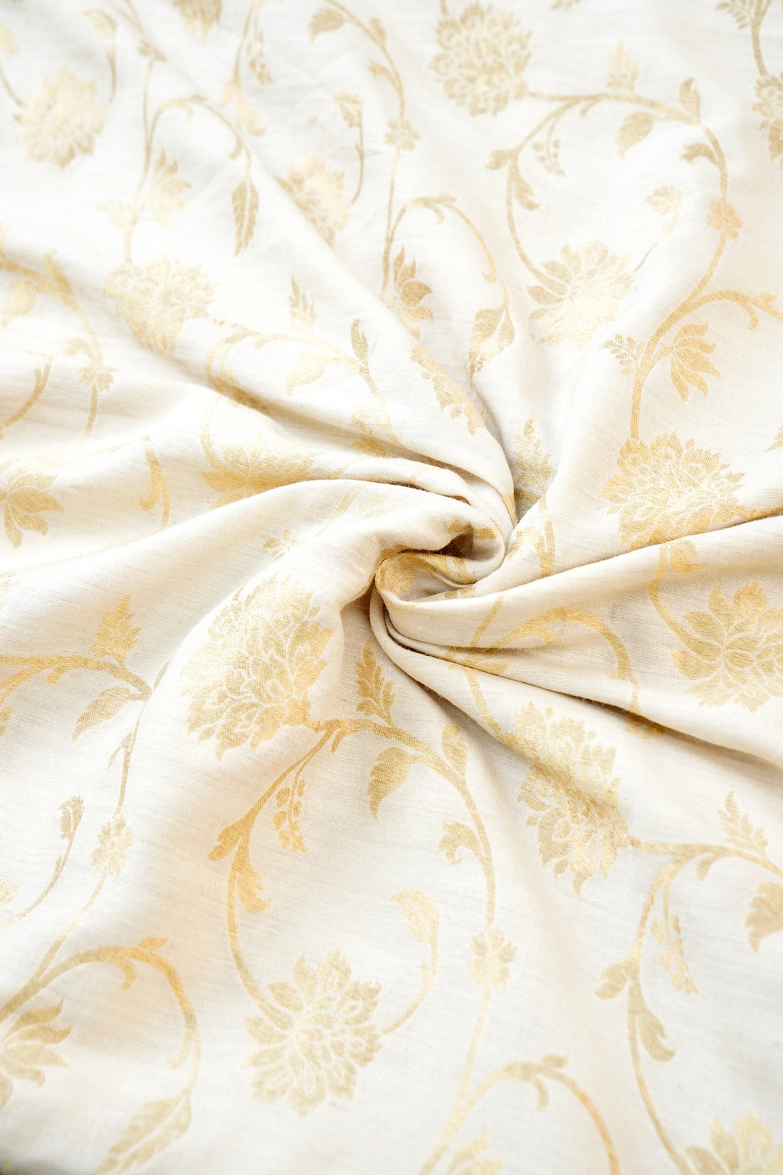 Moonga Silk Handloom Banarasi Dyeable Fabric