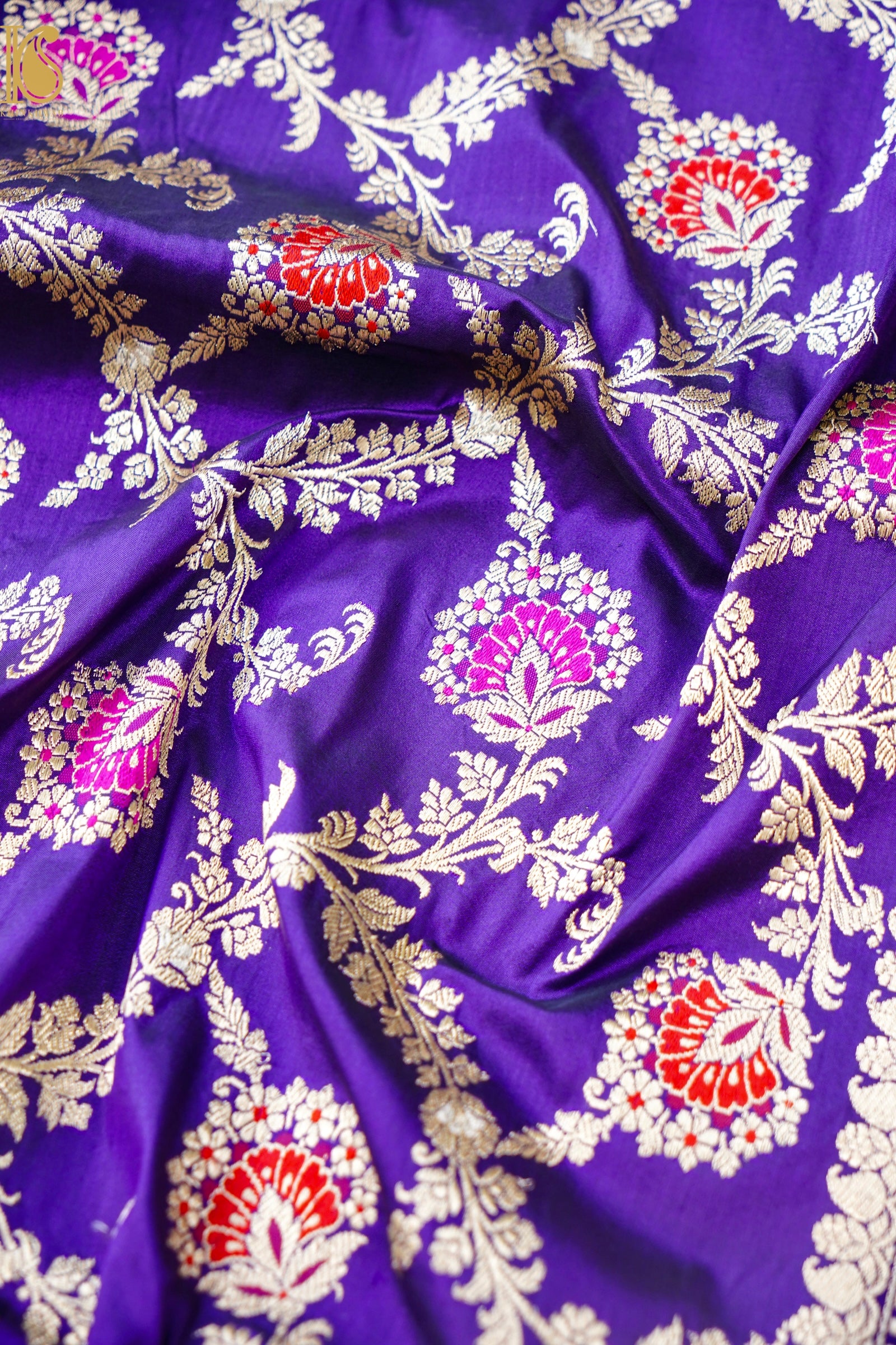 Banarasi Katan Silk Handwoven Kadwa Jaal Saree