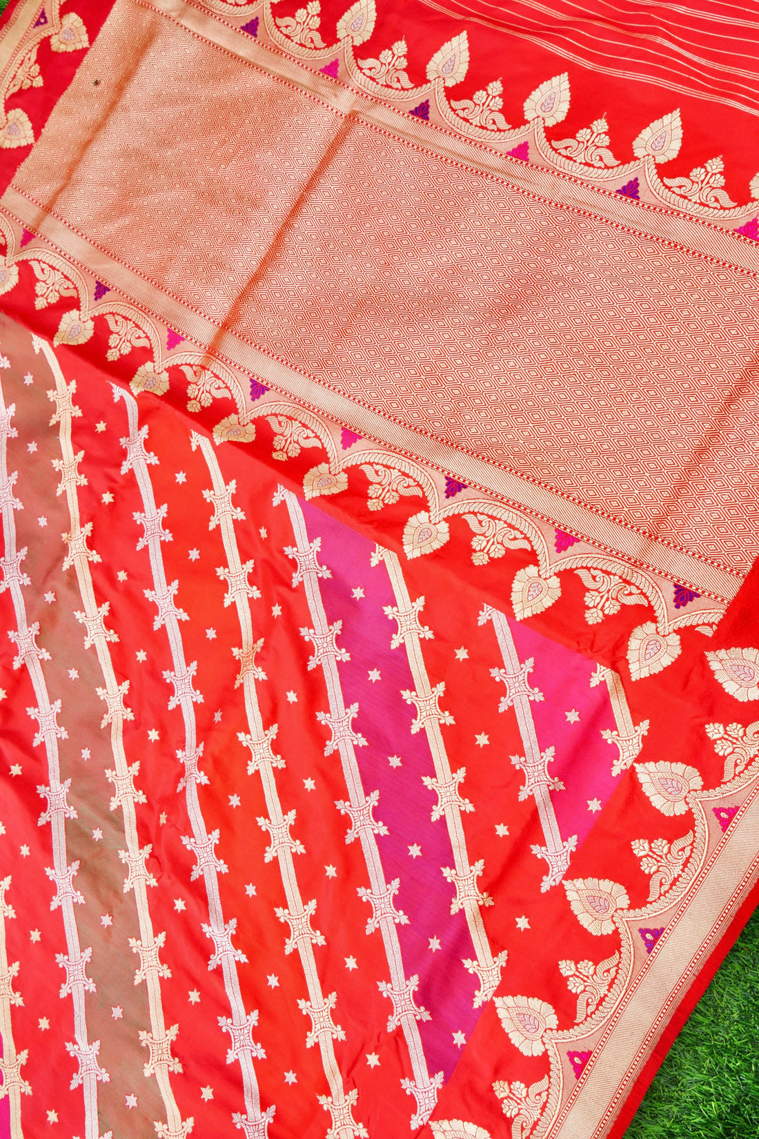 Handloom Banarasi Rangkat Silk Saree