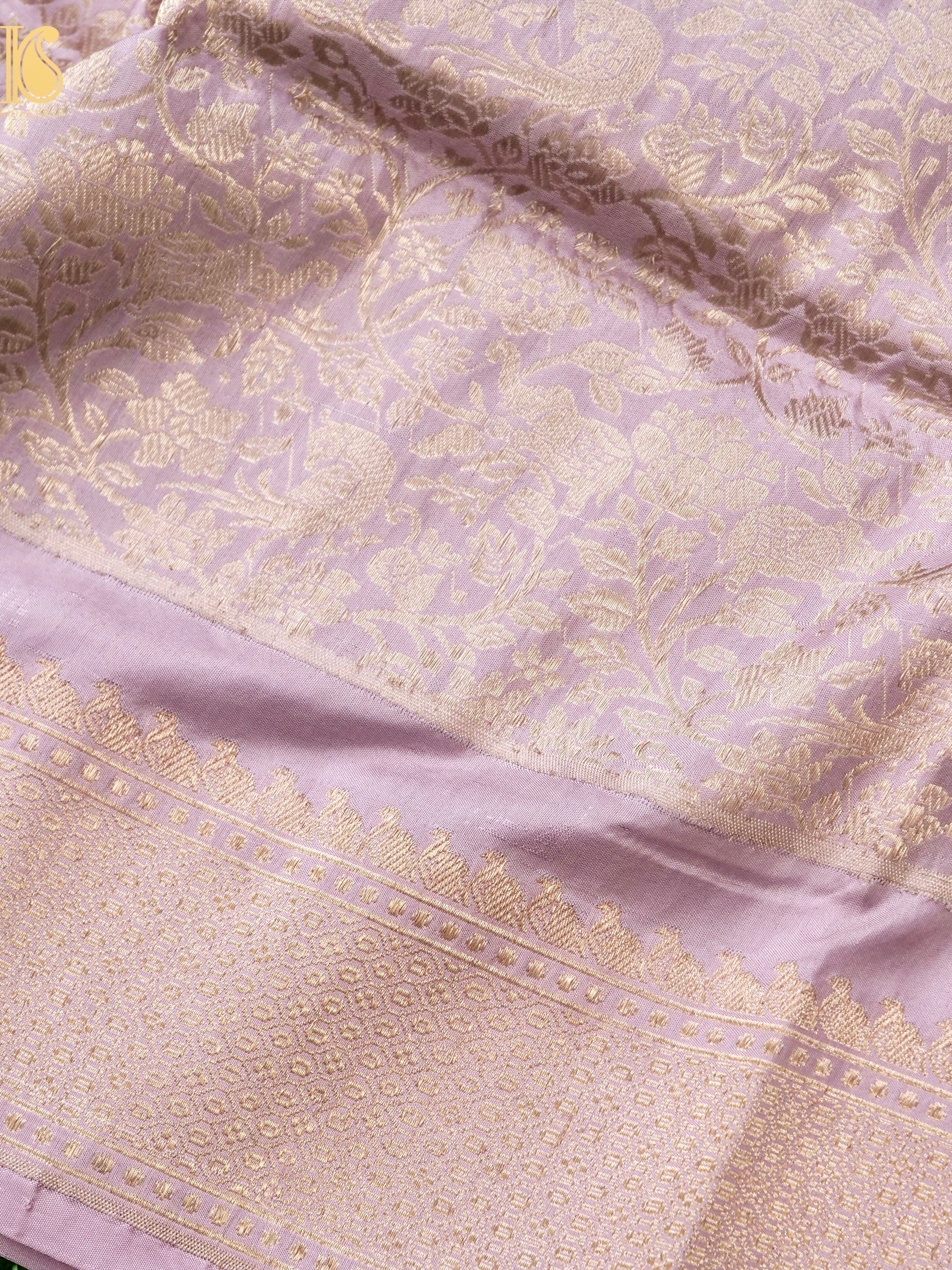 Handloom Banarasi Katan Silk Kadwa Zari Vasket Shikargah Saree