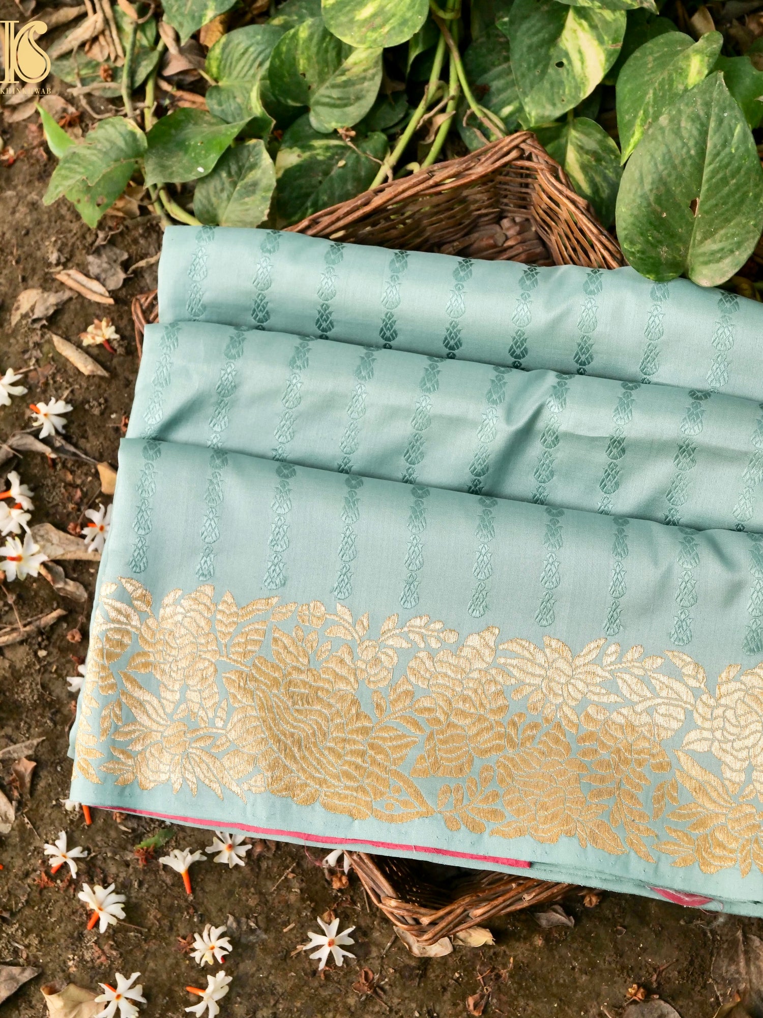 Handloom Banarasi Katan Silk Kadwa Border Saree