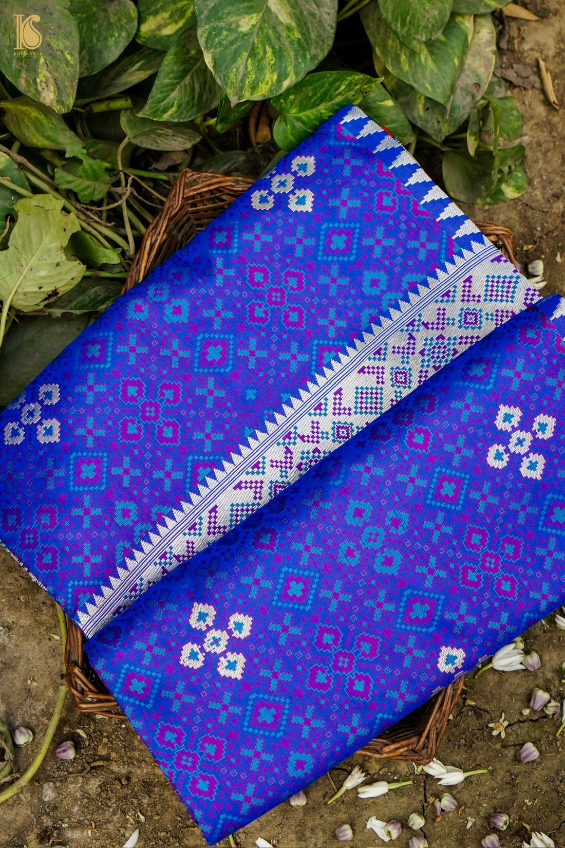 Handwoven Pure Mashru Silk Tanchoi Banarasi Saree