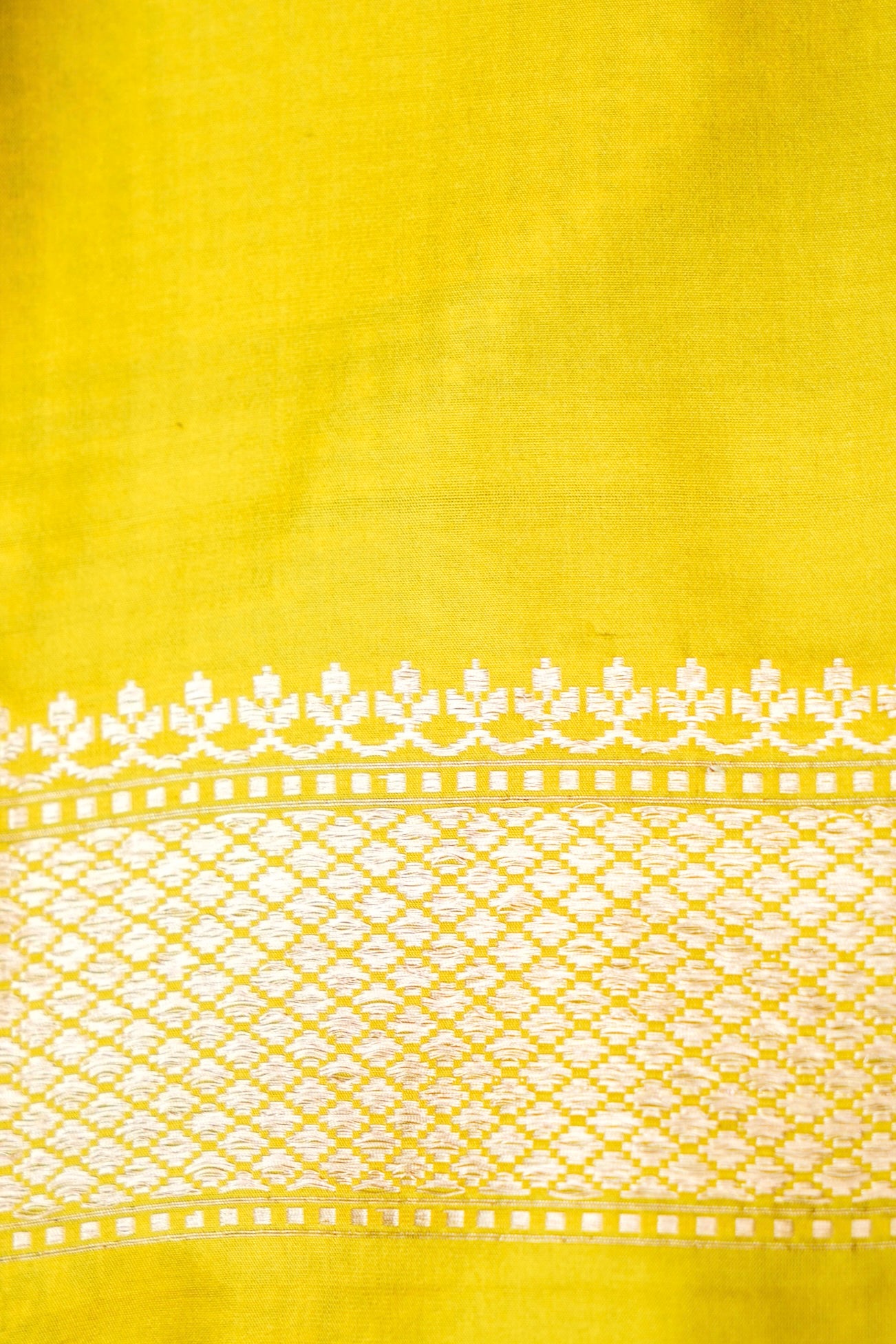 Banarasi Handloom Pure Katan Silk Kadwa Check Saree