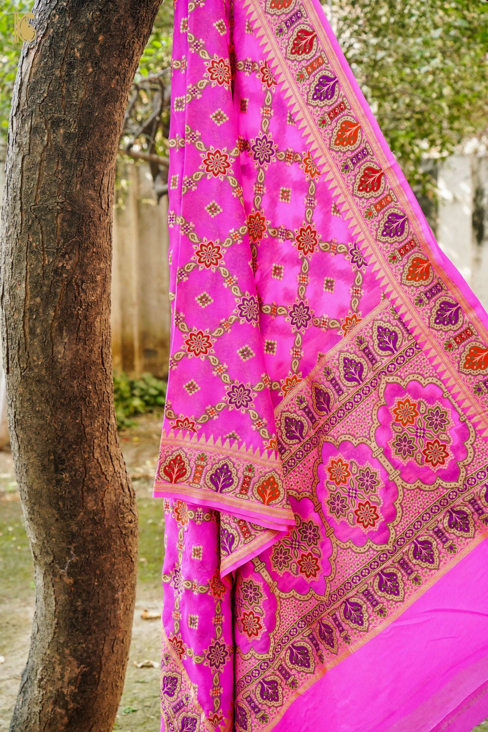 Banarasi Georgette Dupatta with Meenakari