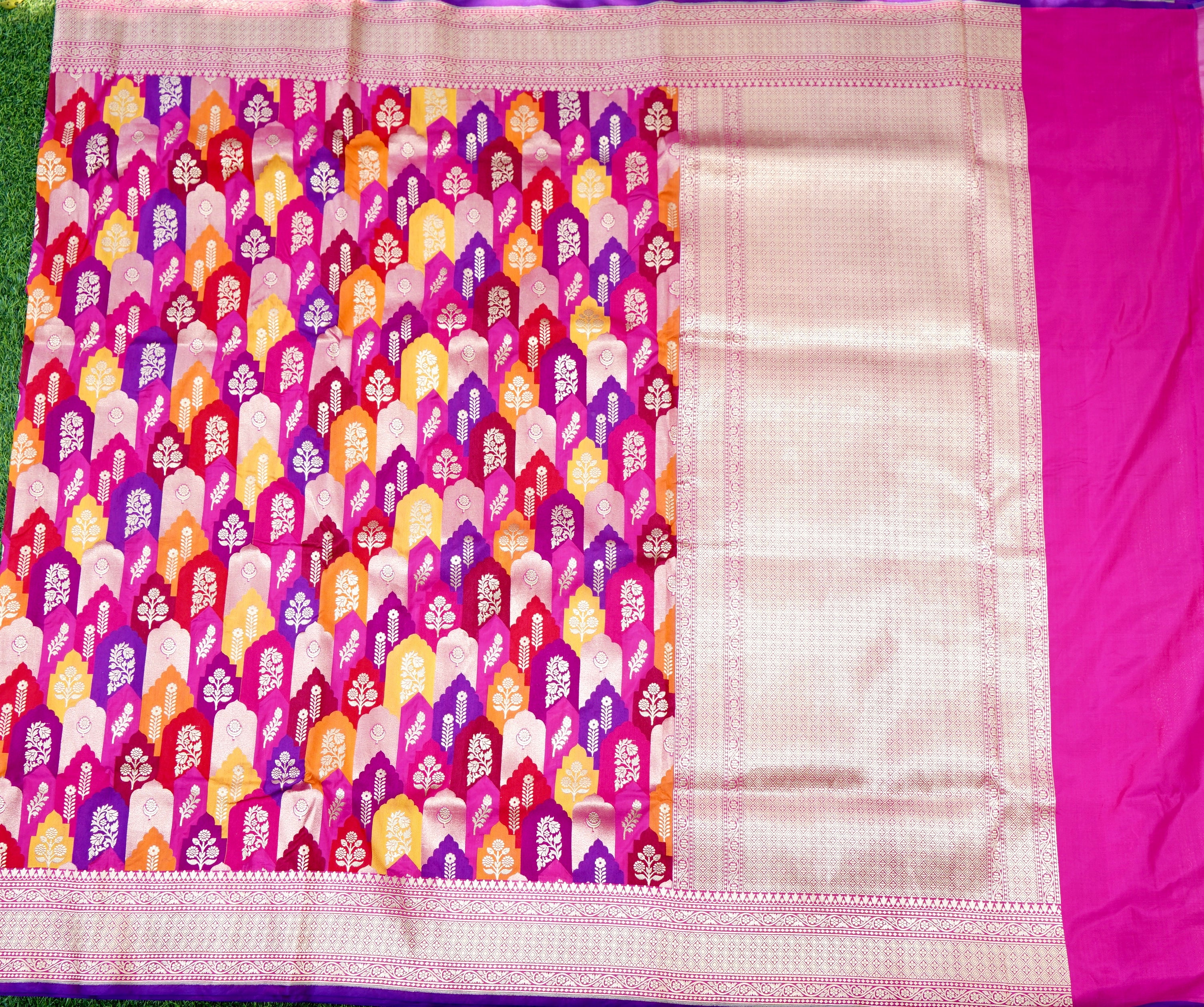 Handwoven Banarasi Katan Silk Rangkat Saree in Rani Pink