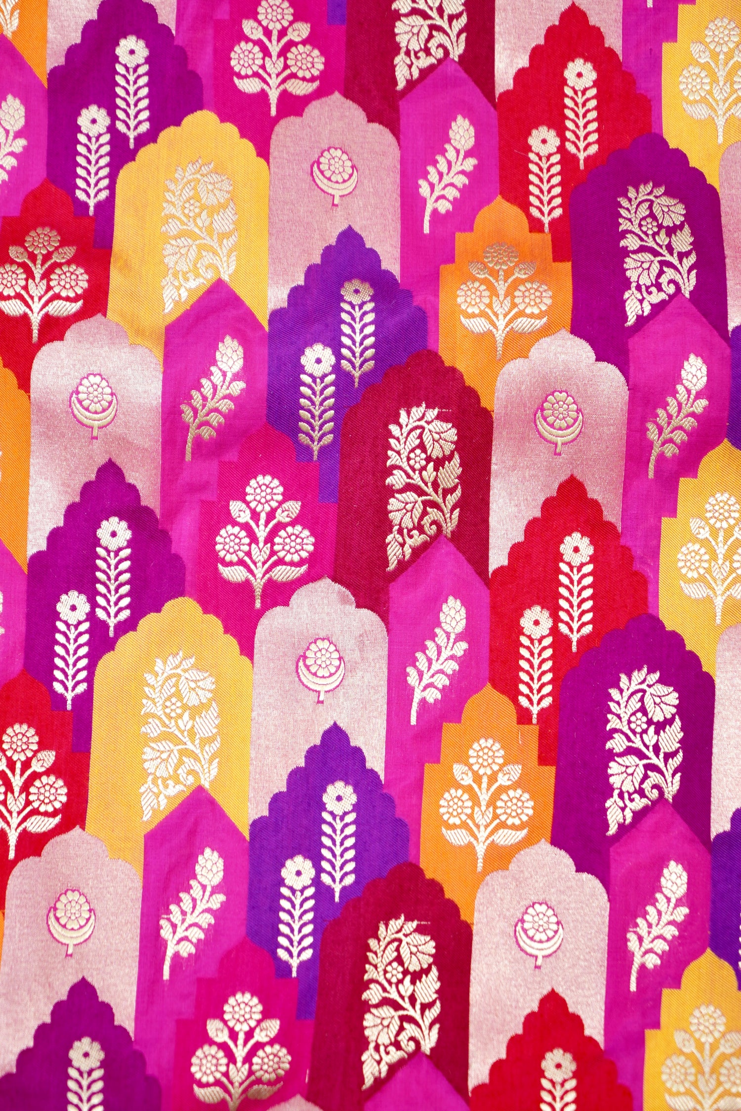 Handwoven Banarasi Katan Silk Rangkat Saree in Rani Pink