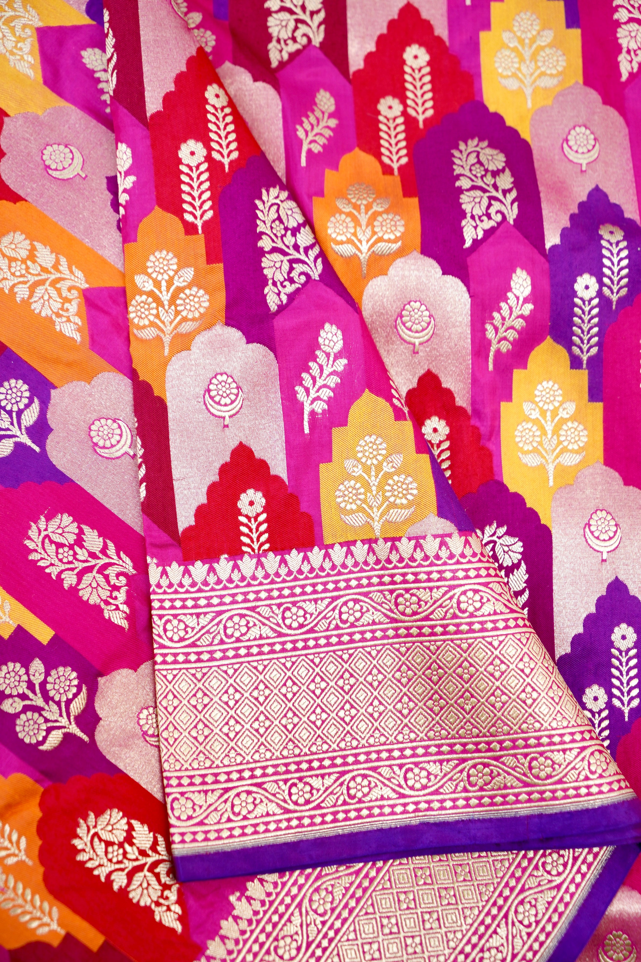 Handwoven Banarasi Katan Silk Rangkat Saree in Rani Pink