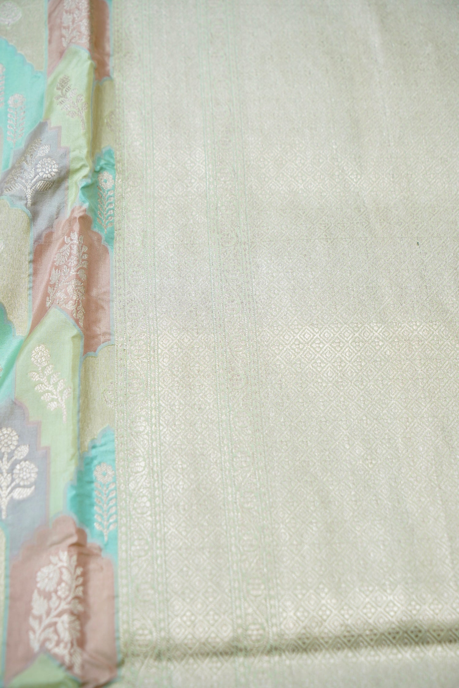 Handwoven Banarasi Katan Silk Rangkat Saree in Pista Green