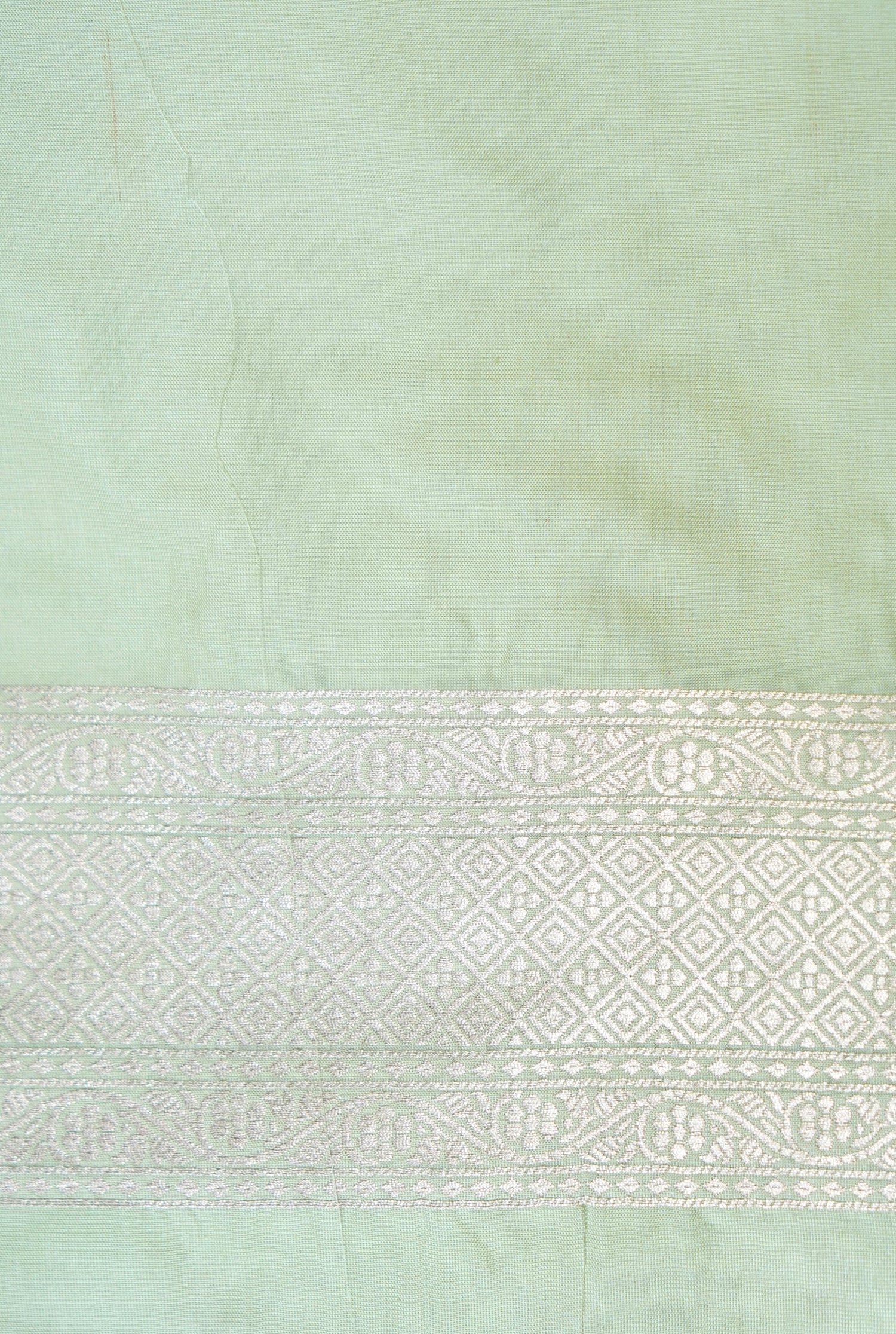 Handwoven Banarasi Katan Silk Rangkat Saree in Pista Green