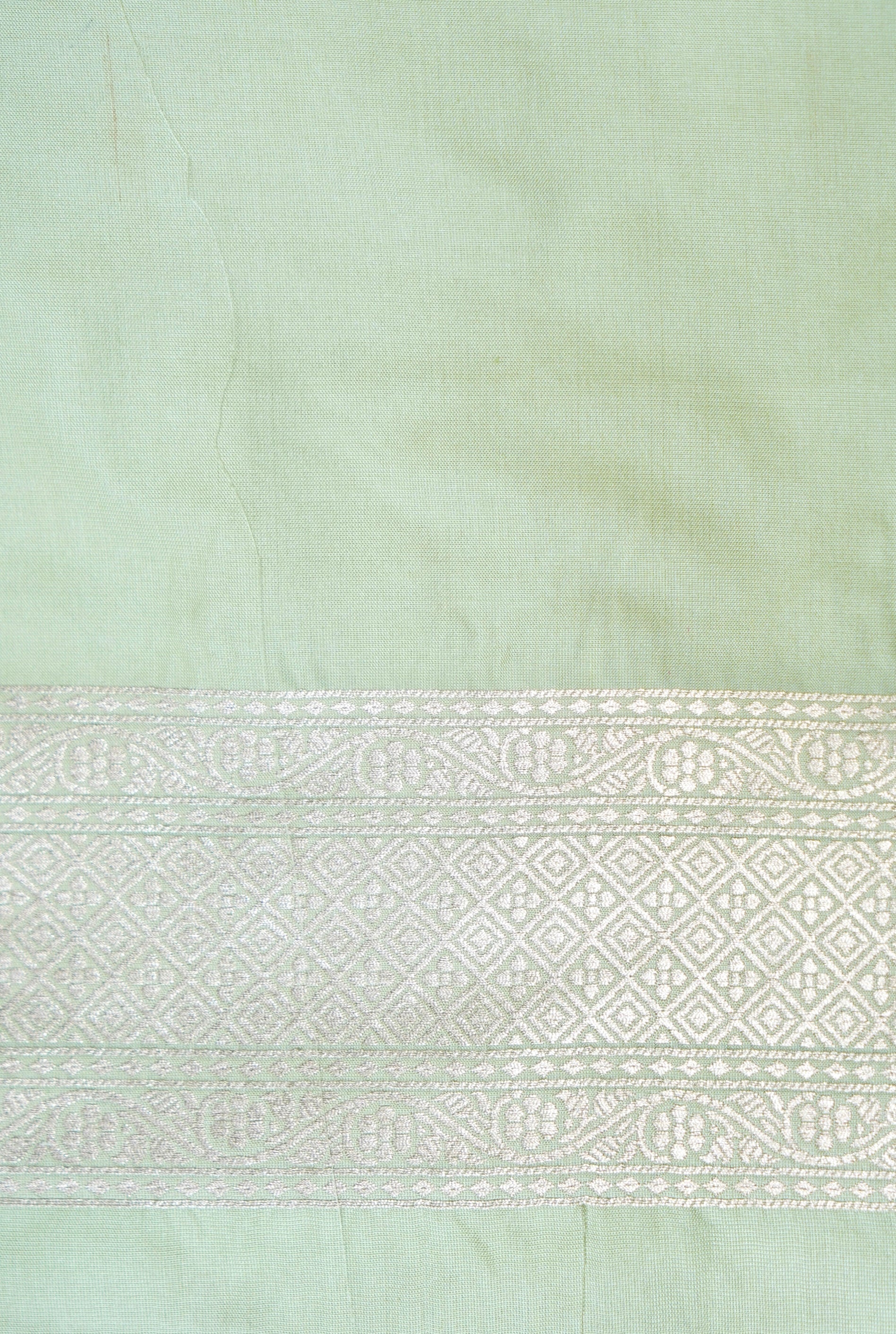 Handwoven Banarasi Katan Silk Rangkat Saree in Pista Green