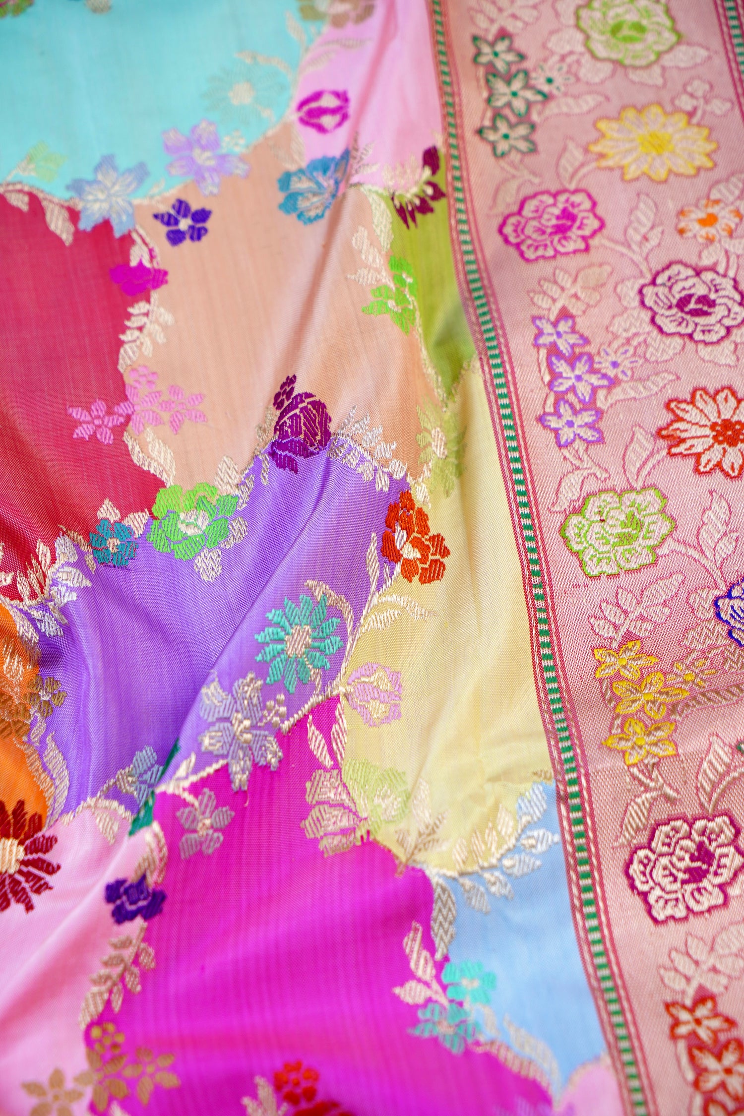 Handloom Banarasi Pure Katan Silk Dum Rangkat Kadwa Saree