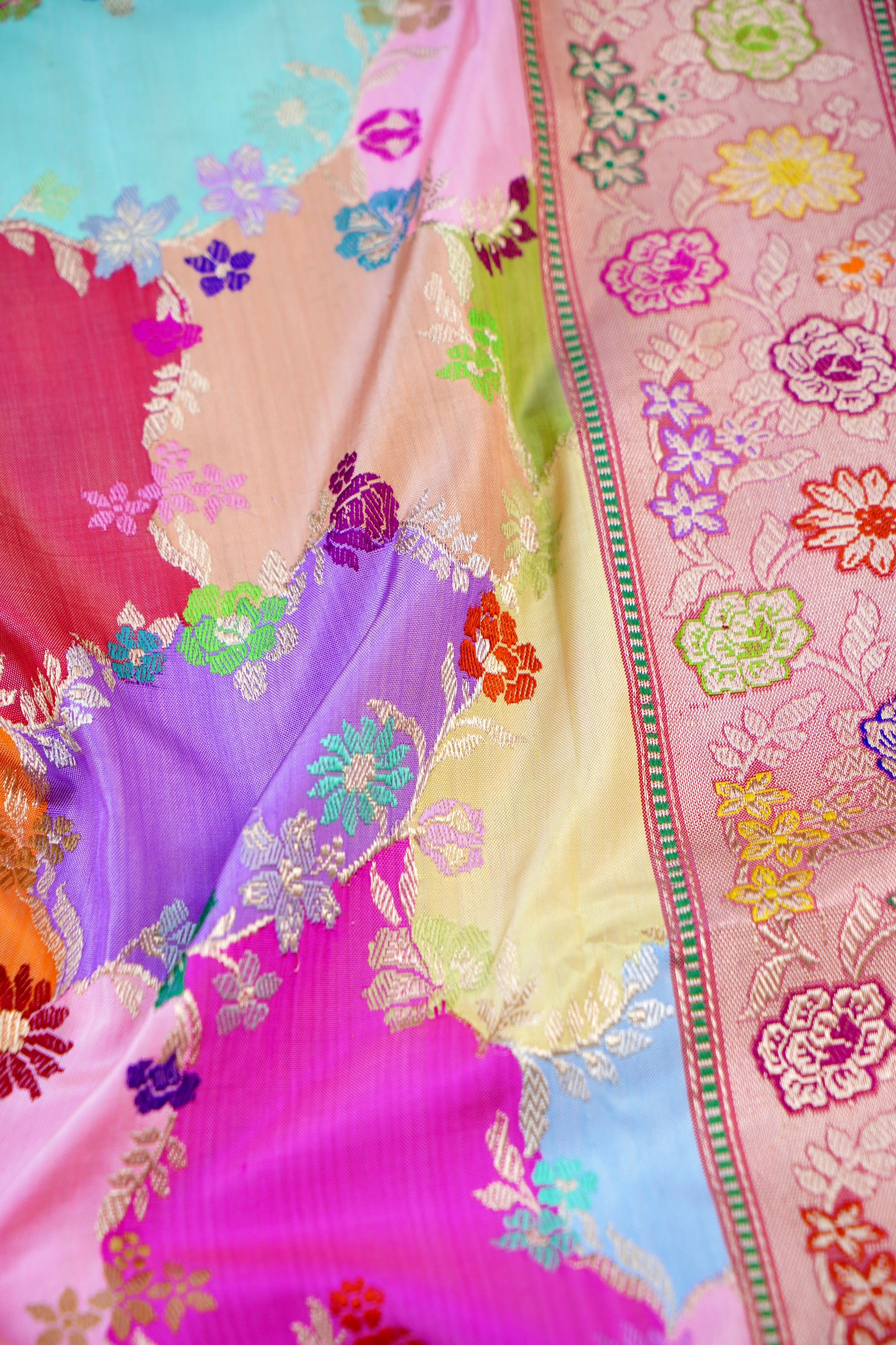 Handloom Banarasi Pure Katan Silk Dum Rangkat Kadwa Saree