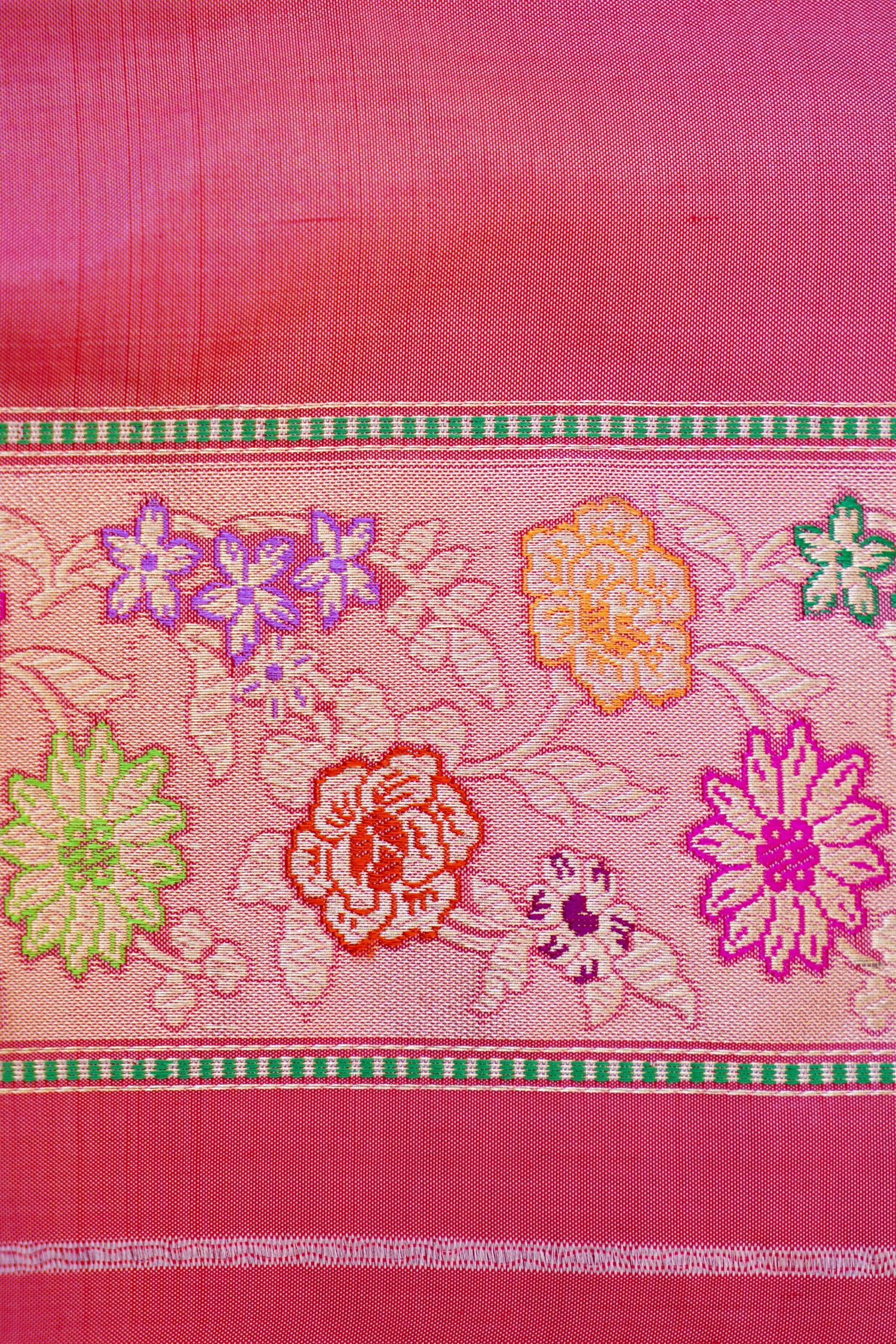 Handloom Banarasi Pure Katan Silk Dum Rangkat Kadwa Saree