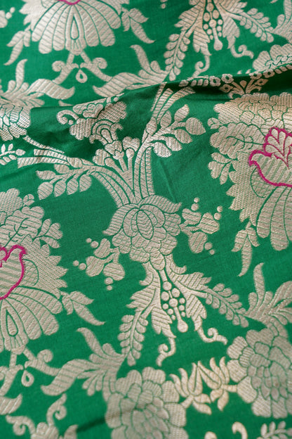 Pure Brocade Banarasi Mehraab Boota Fabric