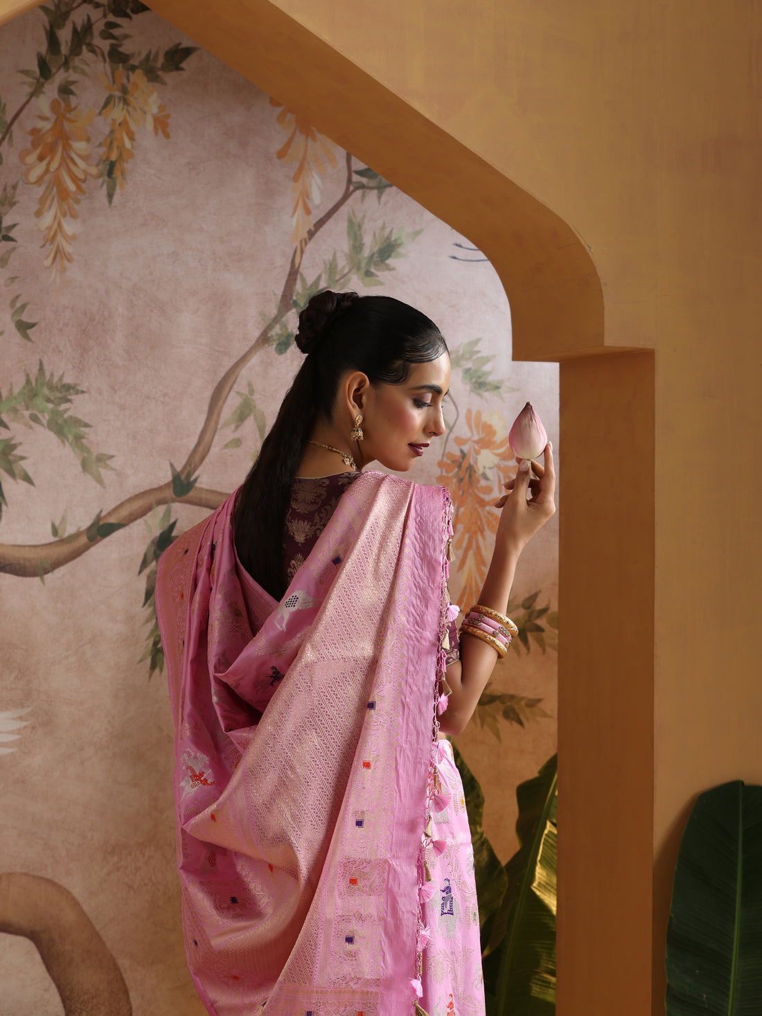 Handloom Banarasi Katan Silk Shikargah Saree