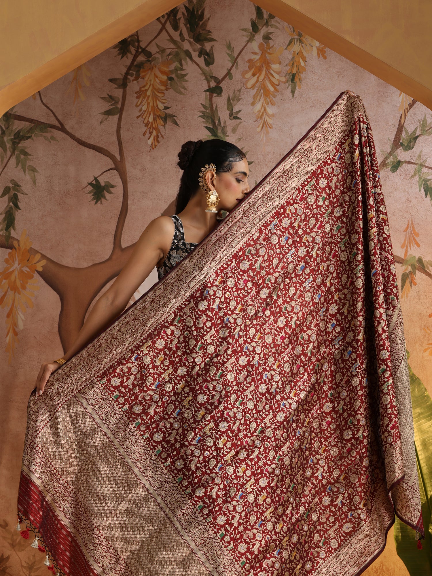 Handwoven Banarasi Katan Silk Shikargah Dupatta