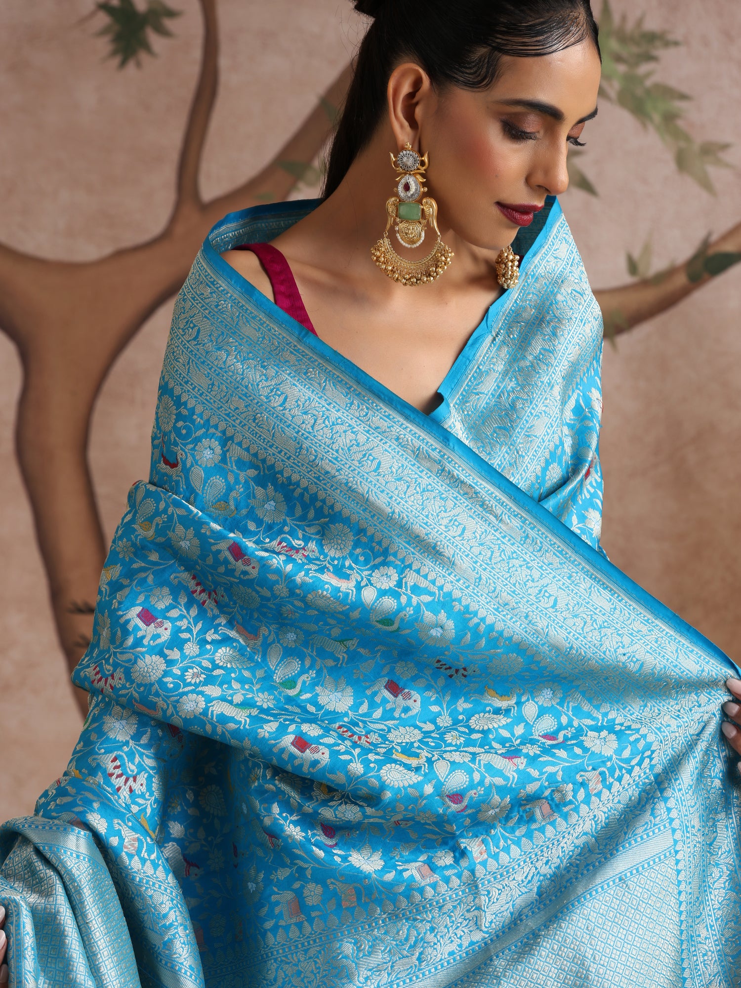 Handloom Banarasi Katan Silk Shikargah Saree
