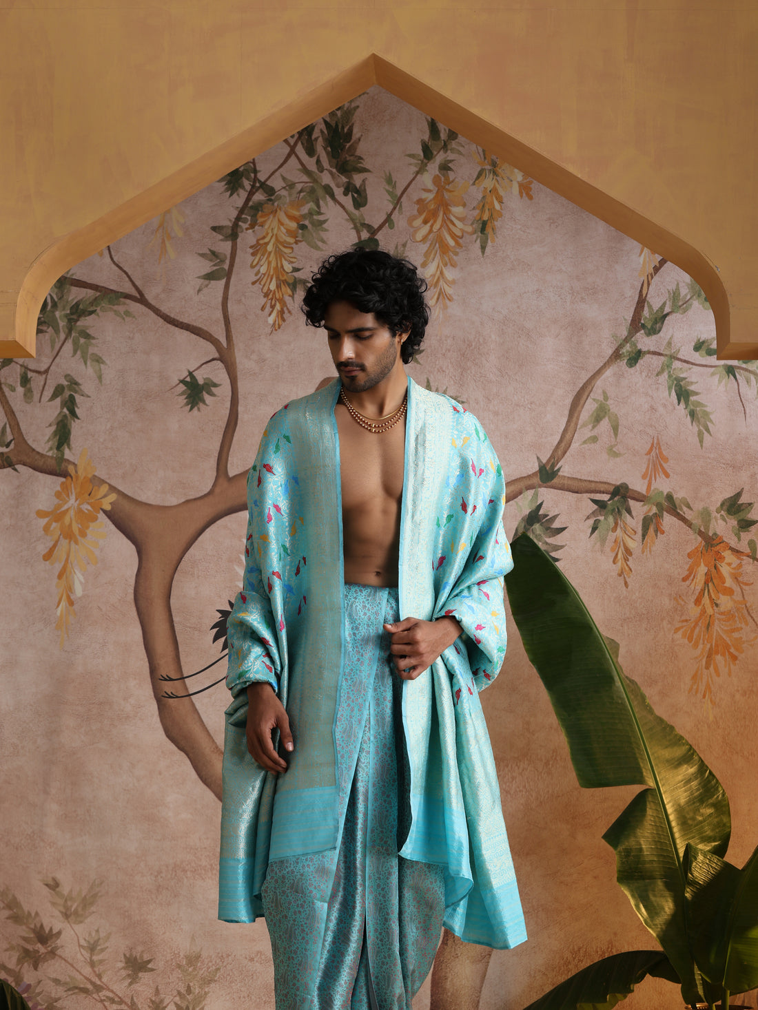 Handloom Banarasi Nawabi Ambi Tanchoi Silk Fabric