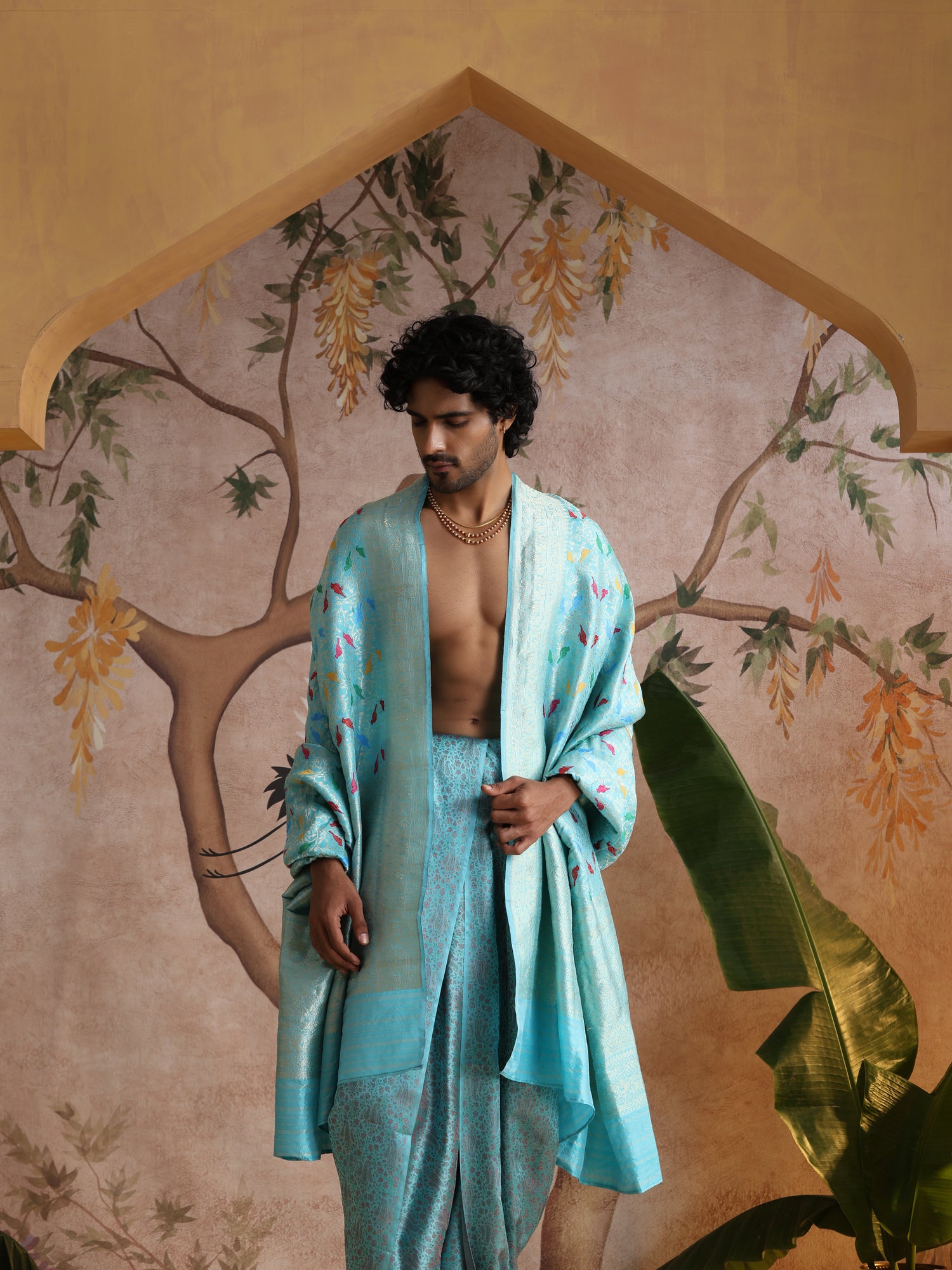 Handloom Banarasi Nawabi Ambi Tanchoi Silk Fabric