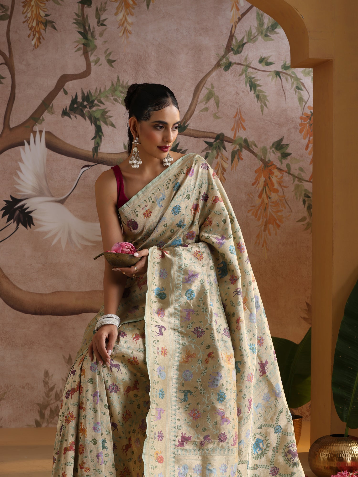Handloom Banarasi Katan Silk Khinkhab Shikargah Saree
